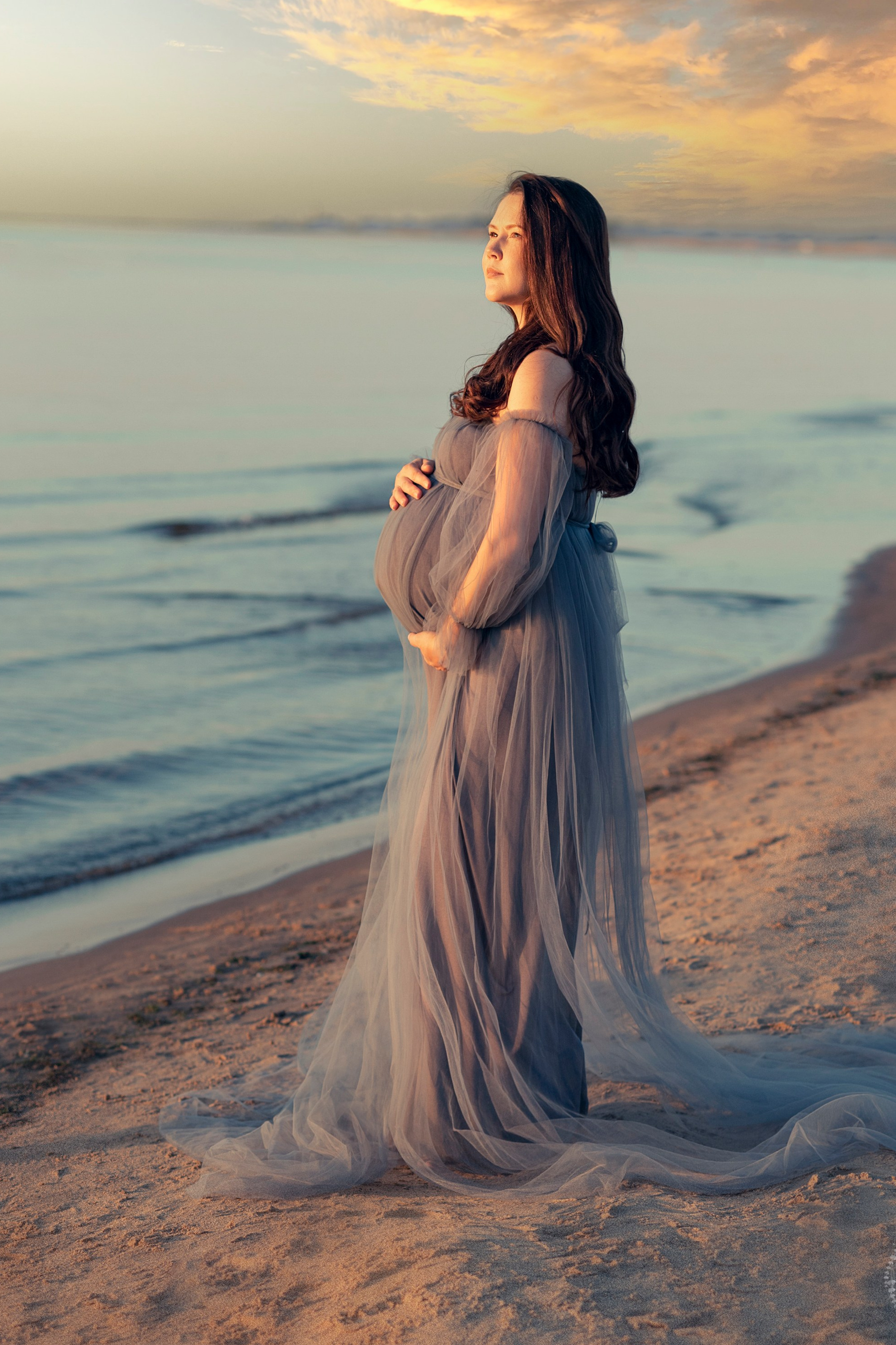 Maternity photo shoot Stevenage, Hertfordshire. Stevenage, Hertfordshire family, maternity and newborn photographer