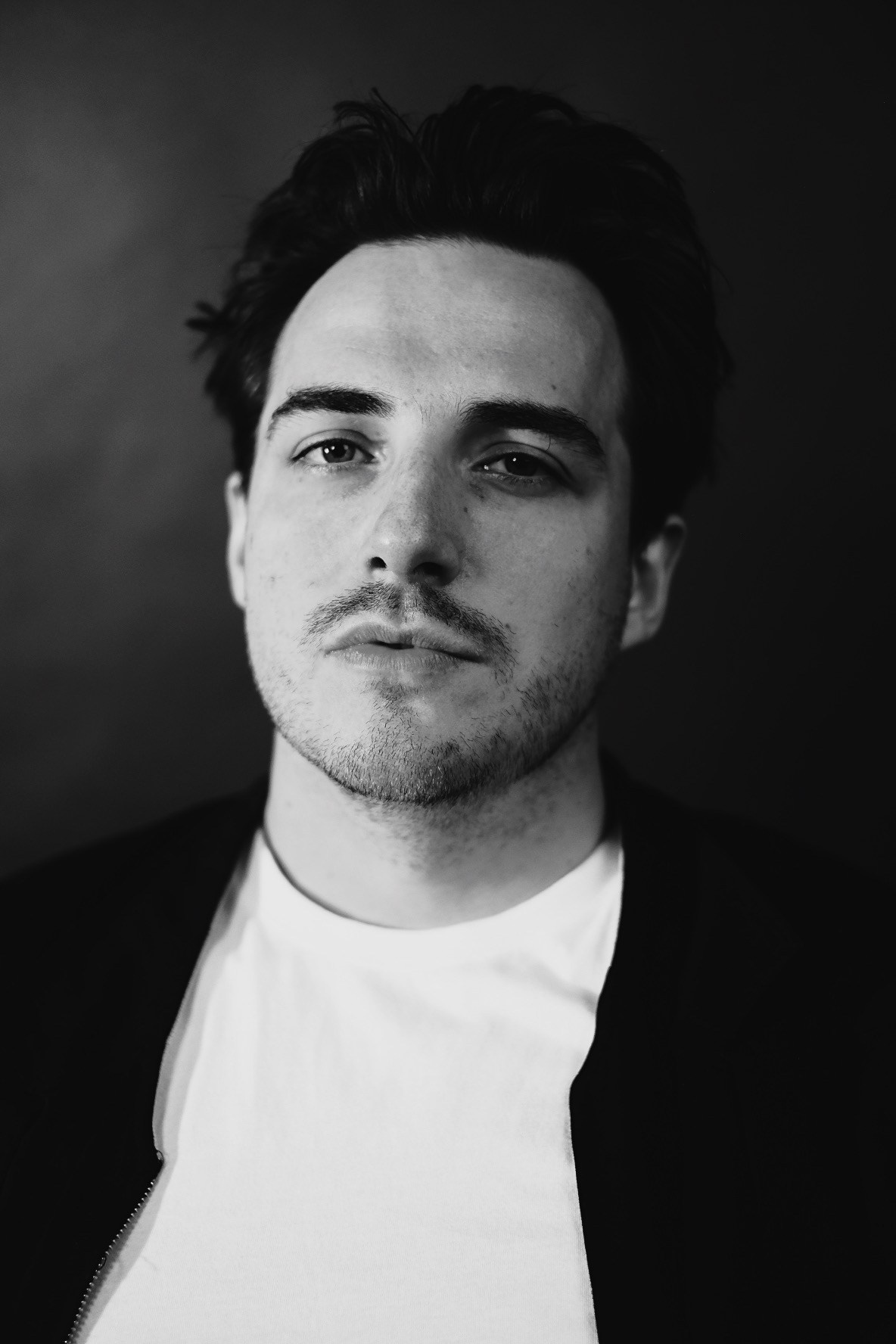 Max. Sasha Silver Photography