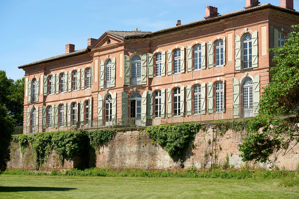 wedding photographer in Château de&nbsp;Merville
