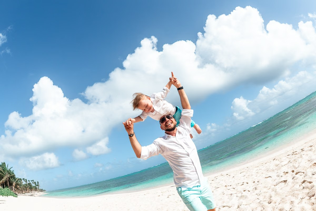 Family photoshoot in Punta Cana with a professional photographer, beautiful Caribbean beach