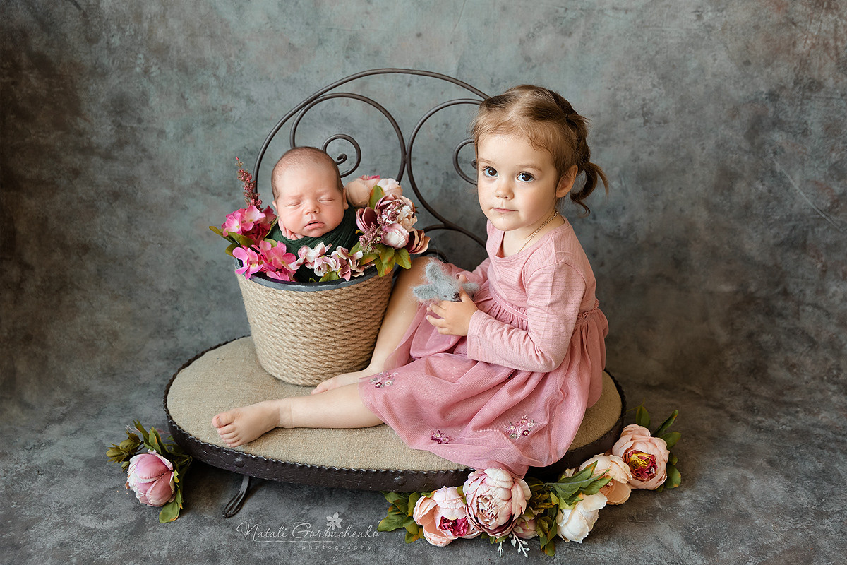 Аренда реквизита на выезд. Детский, семейный, а также newborn фотограф и преподаватель в Киеве На