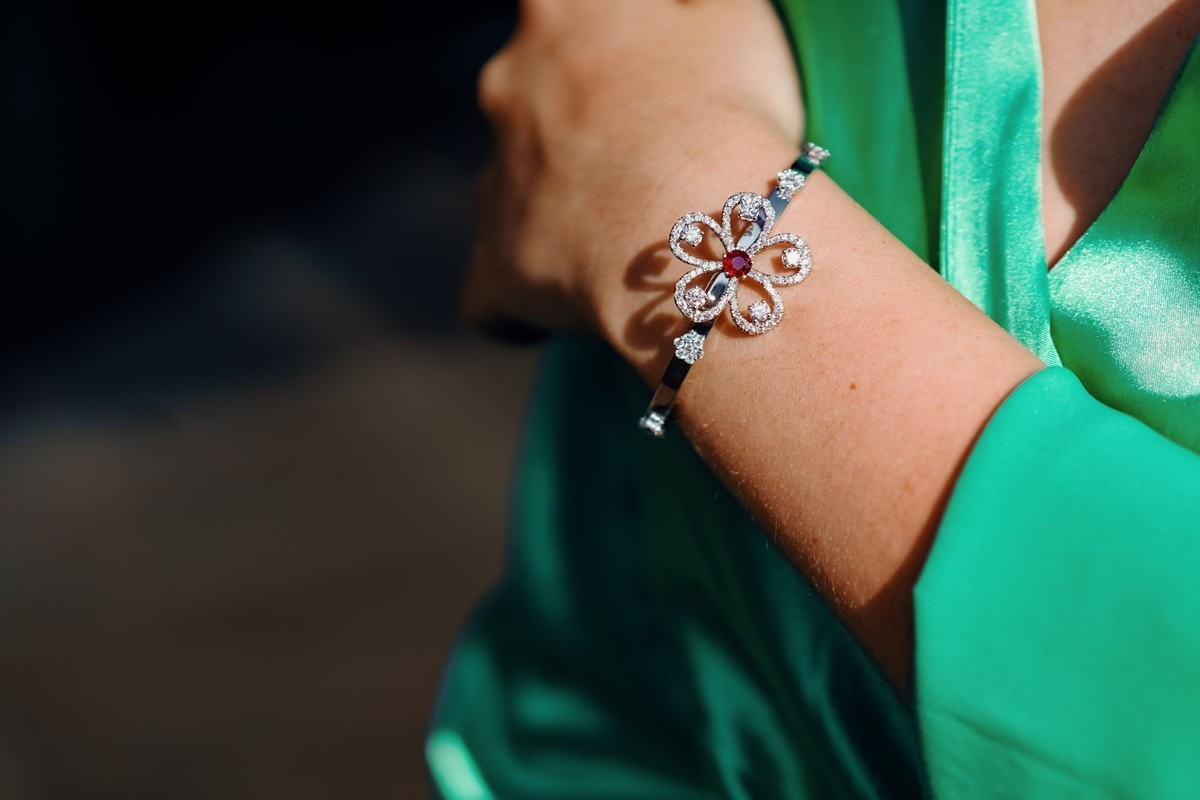 YOKA IIZUKA | State-of-the-Art Jewelry Masterpieces