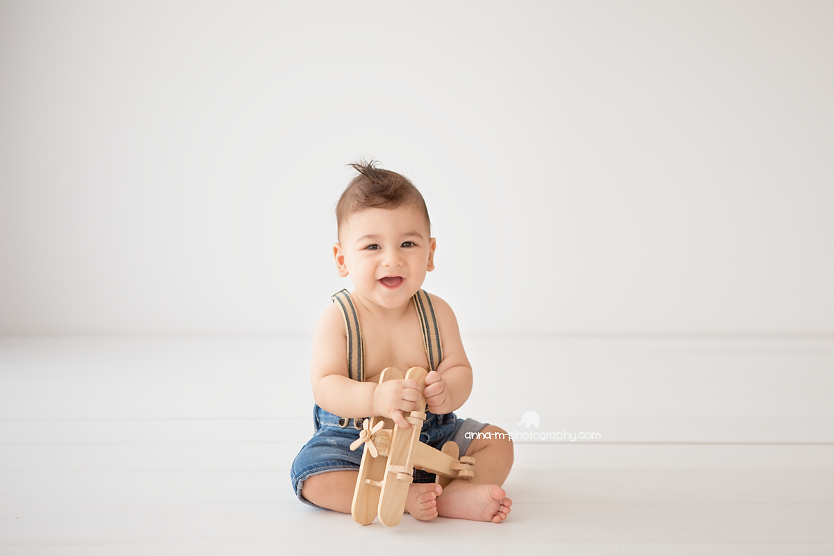 Services. Cyprus leading maternity, newborn and baby photographer, Nicosia