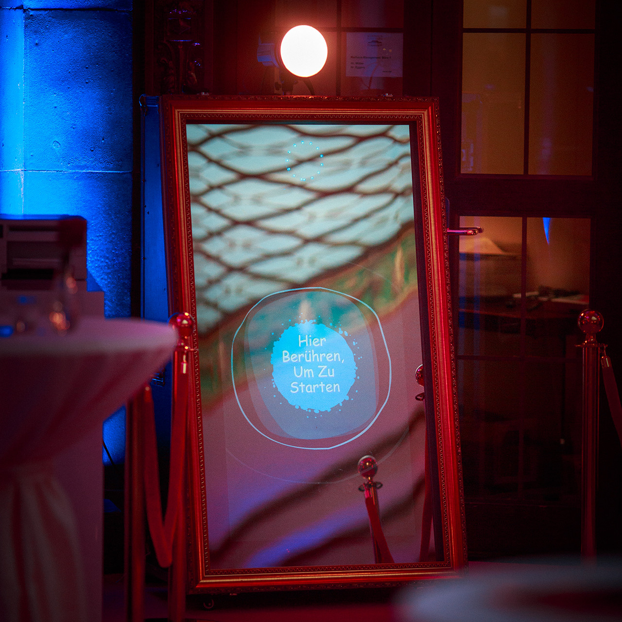 Fotobox Magic Mirror für Hochzeiten | Interaktiver Fotospiegel mieten