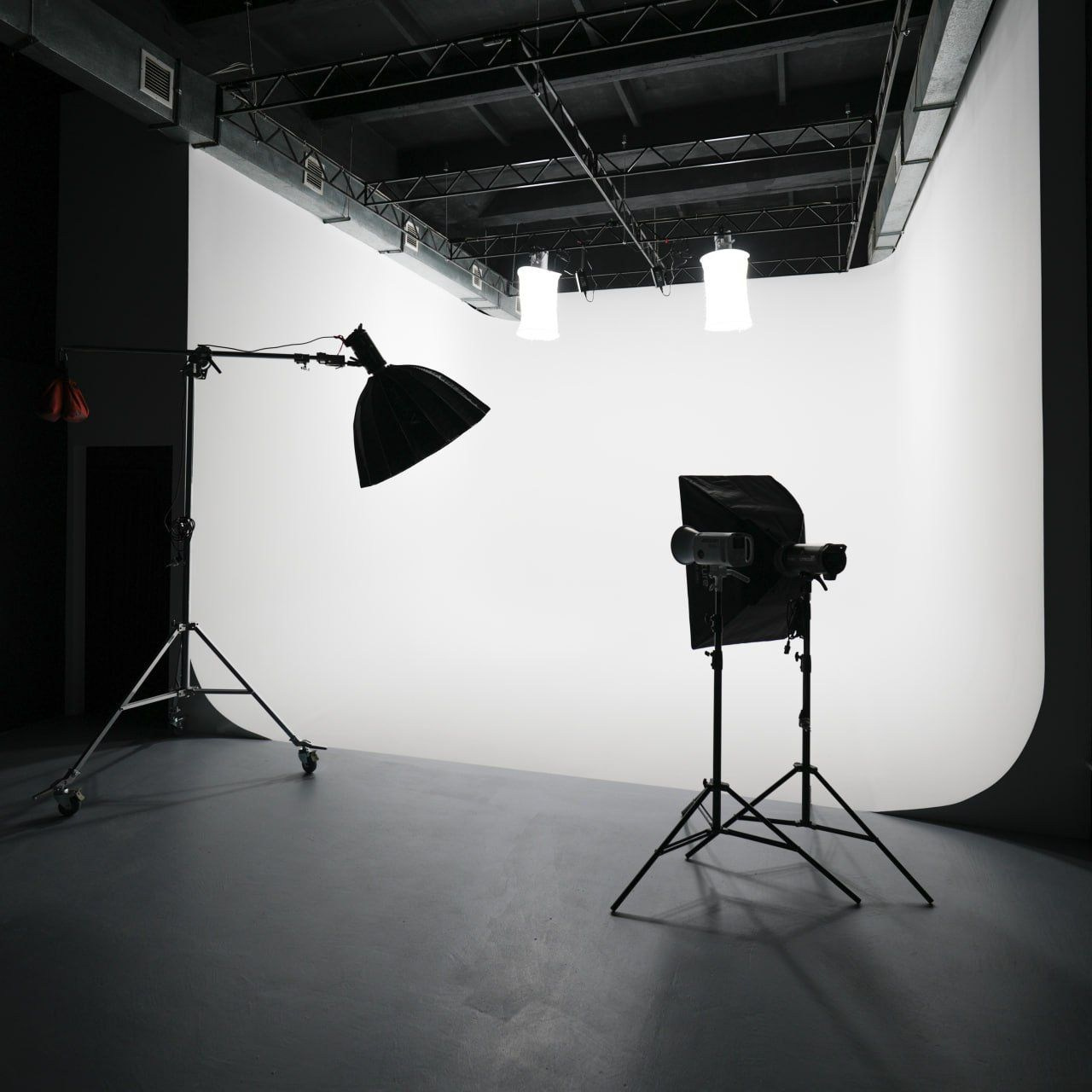 Лучшие фотостудии Бишкека. Азимжан Нуритдинходжаев — свадебный фотограф