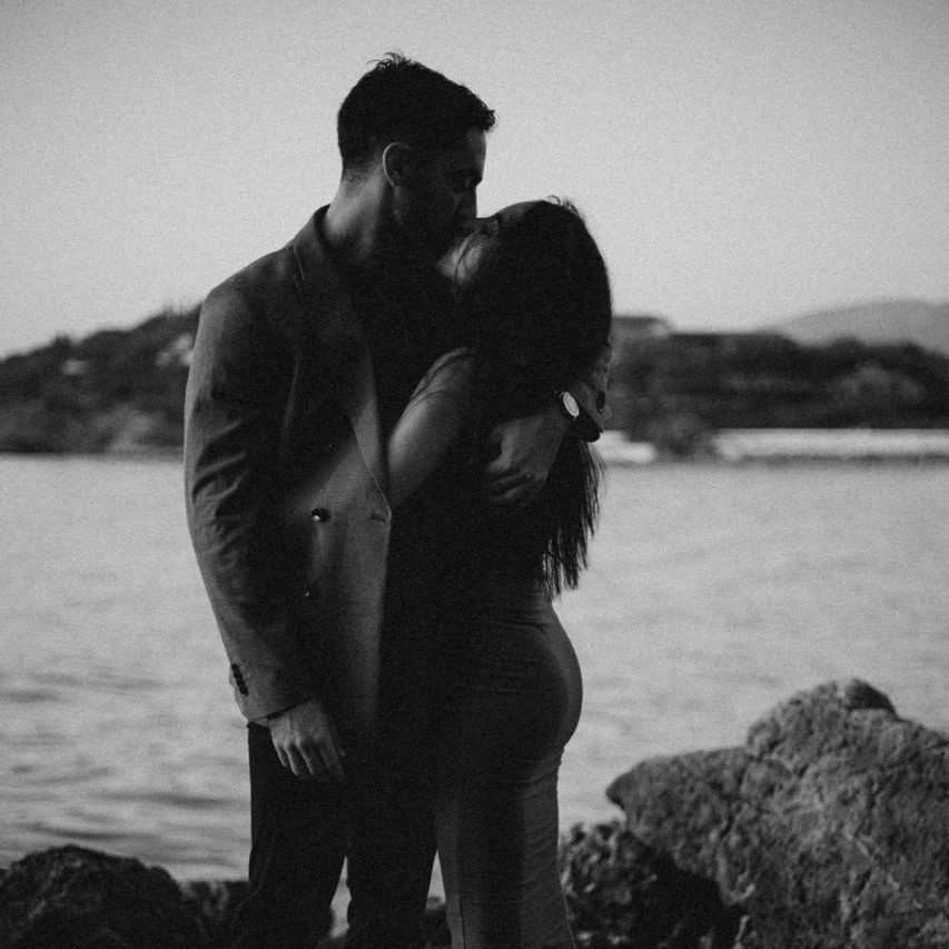 Contacts. Portrait photographer in Lviv and Athens | Love story photographer