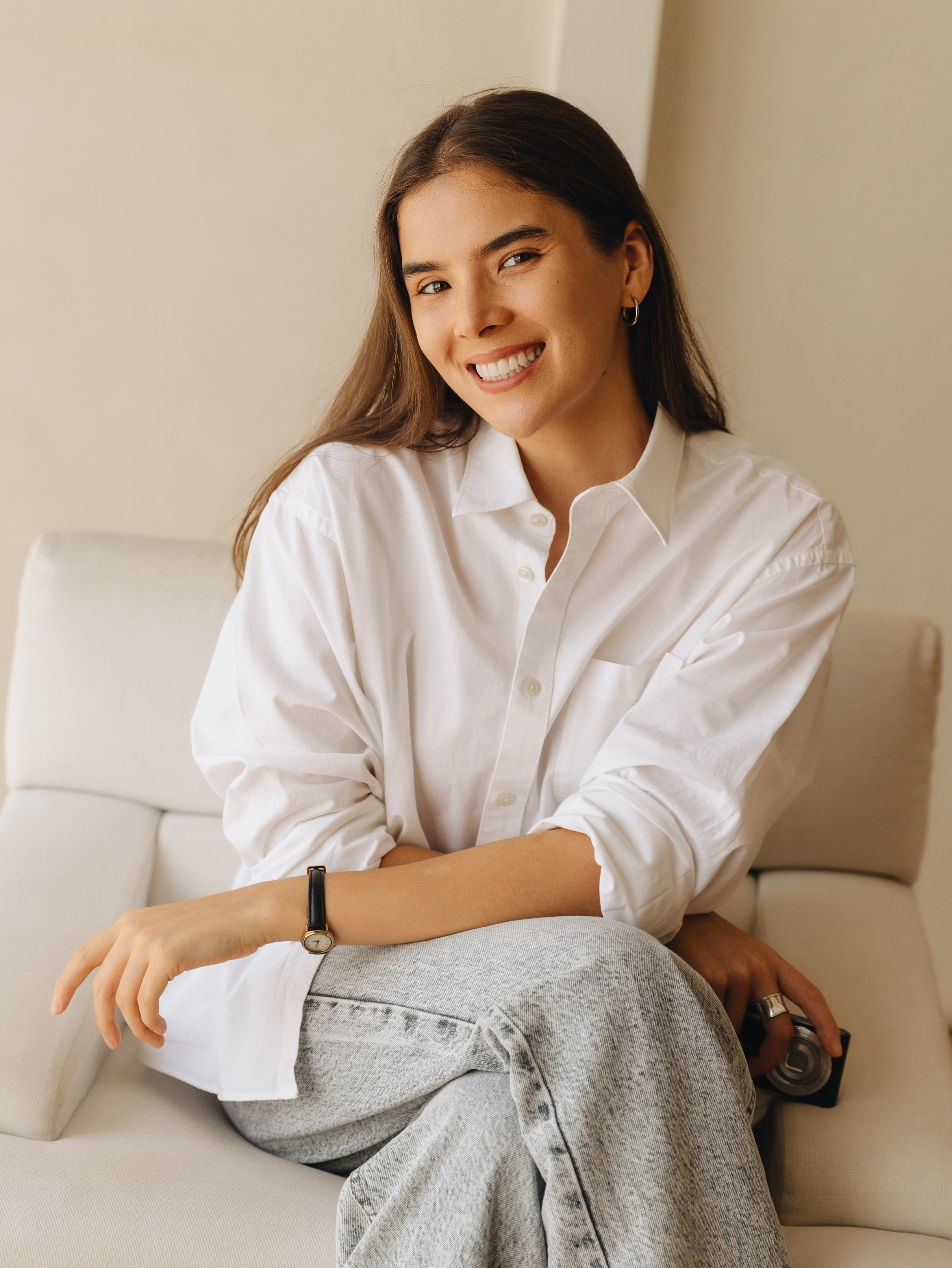 Family and wedding photographer in Bangkok, Thailand