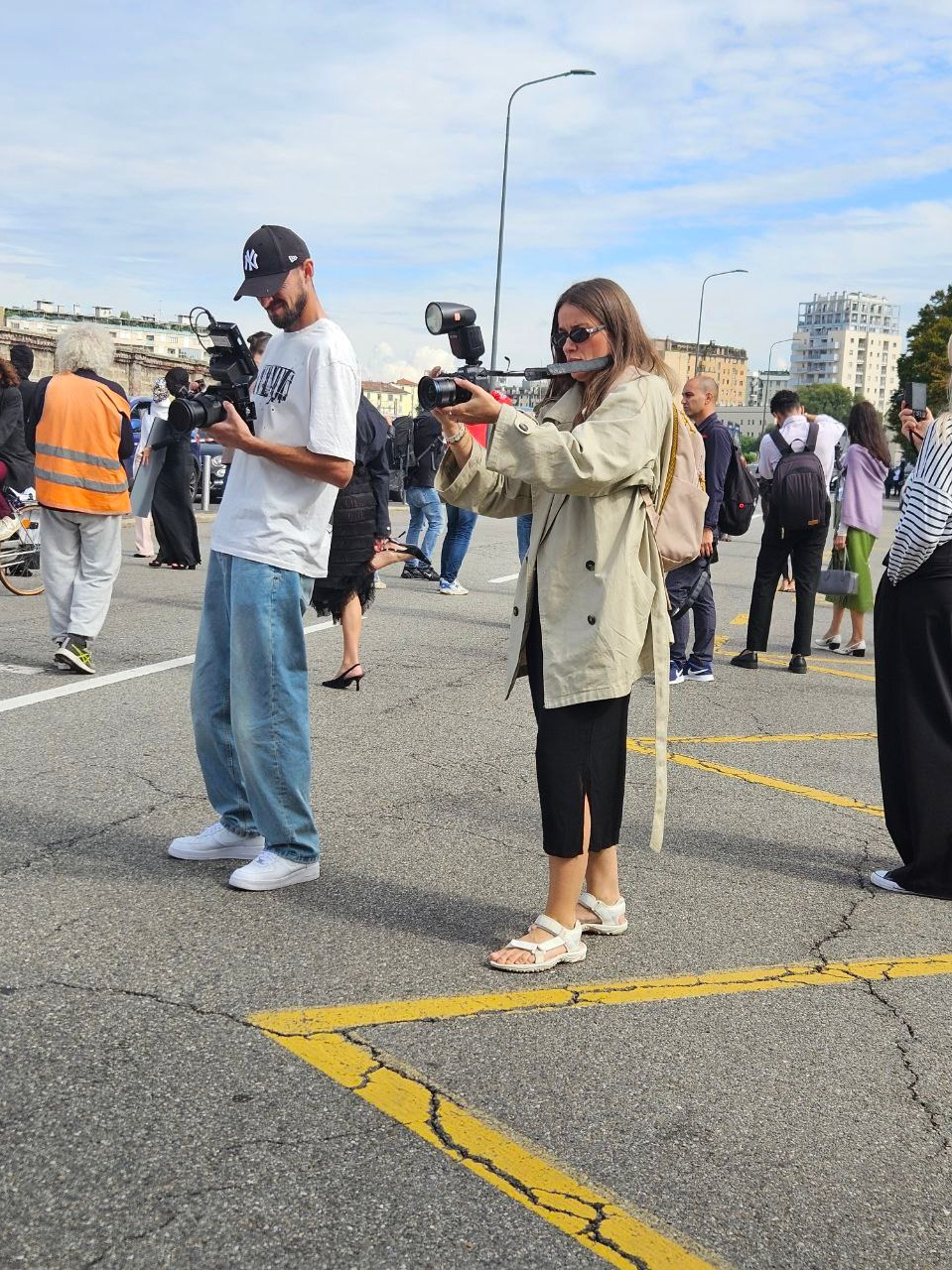 Contact. Valokuvaaja Lahti, Helsinki Elena Salonen