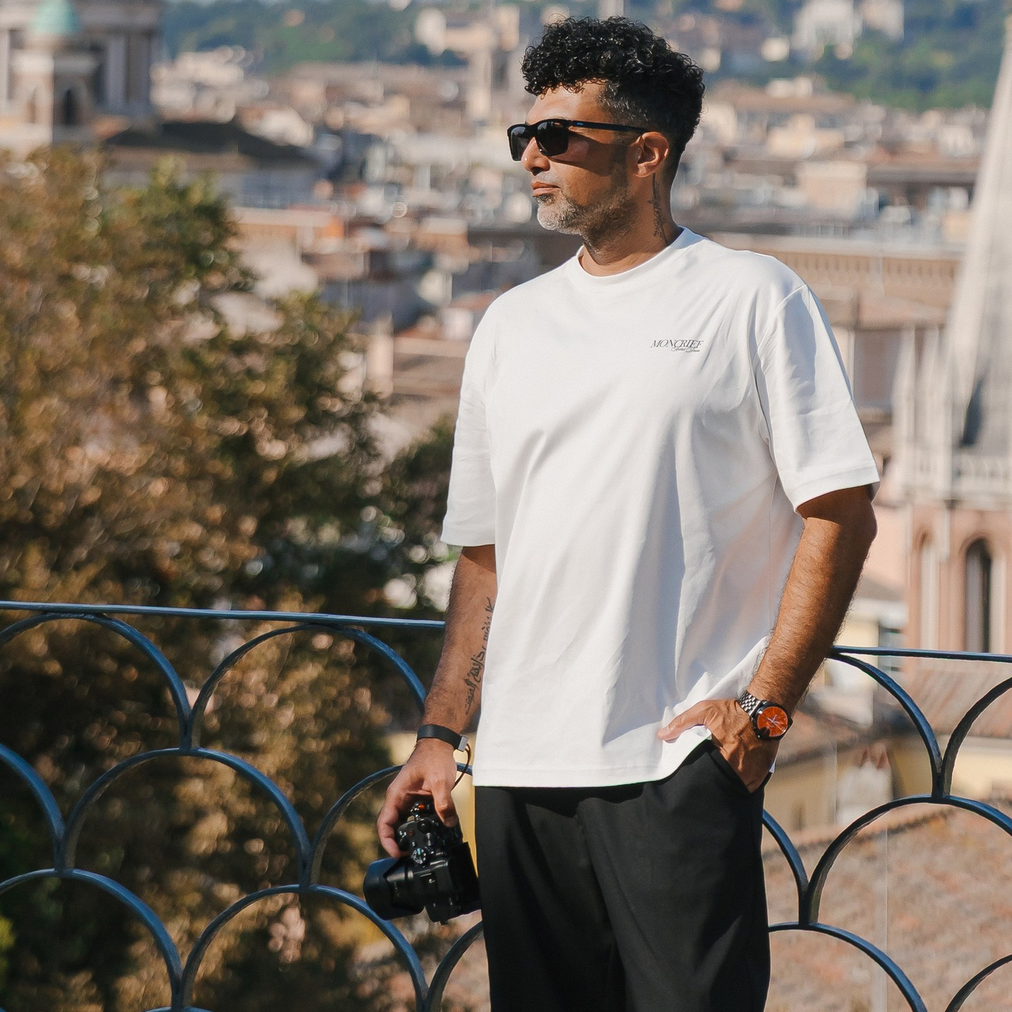 ABOUT ME. WEDDING PHOTOGRAPHER IN EUROPE RESHAD MILLER