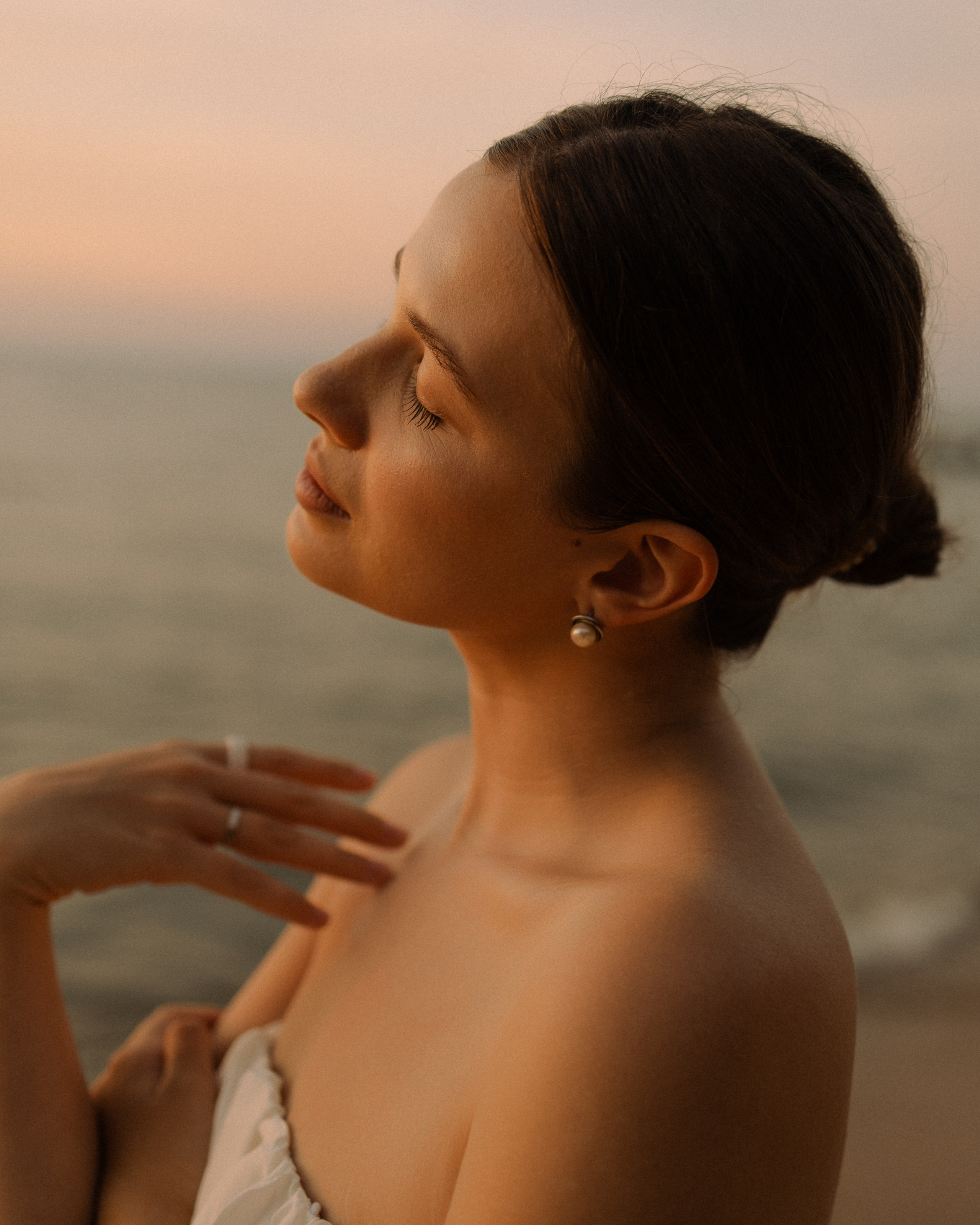 Family and wedding photographer in Bangkok, Thailand