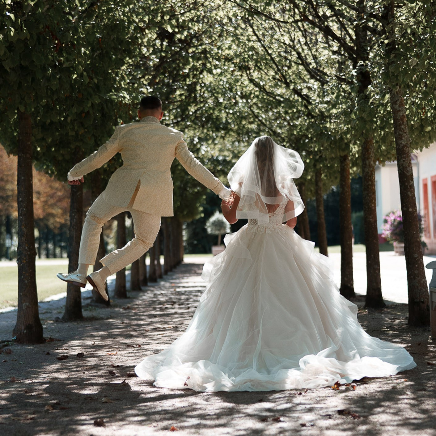 Kontakt | Hochzeit Media Arts – Jetzt unverbindlich anfragen