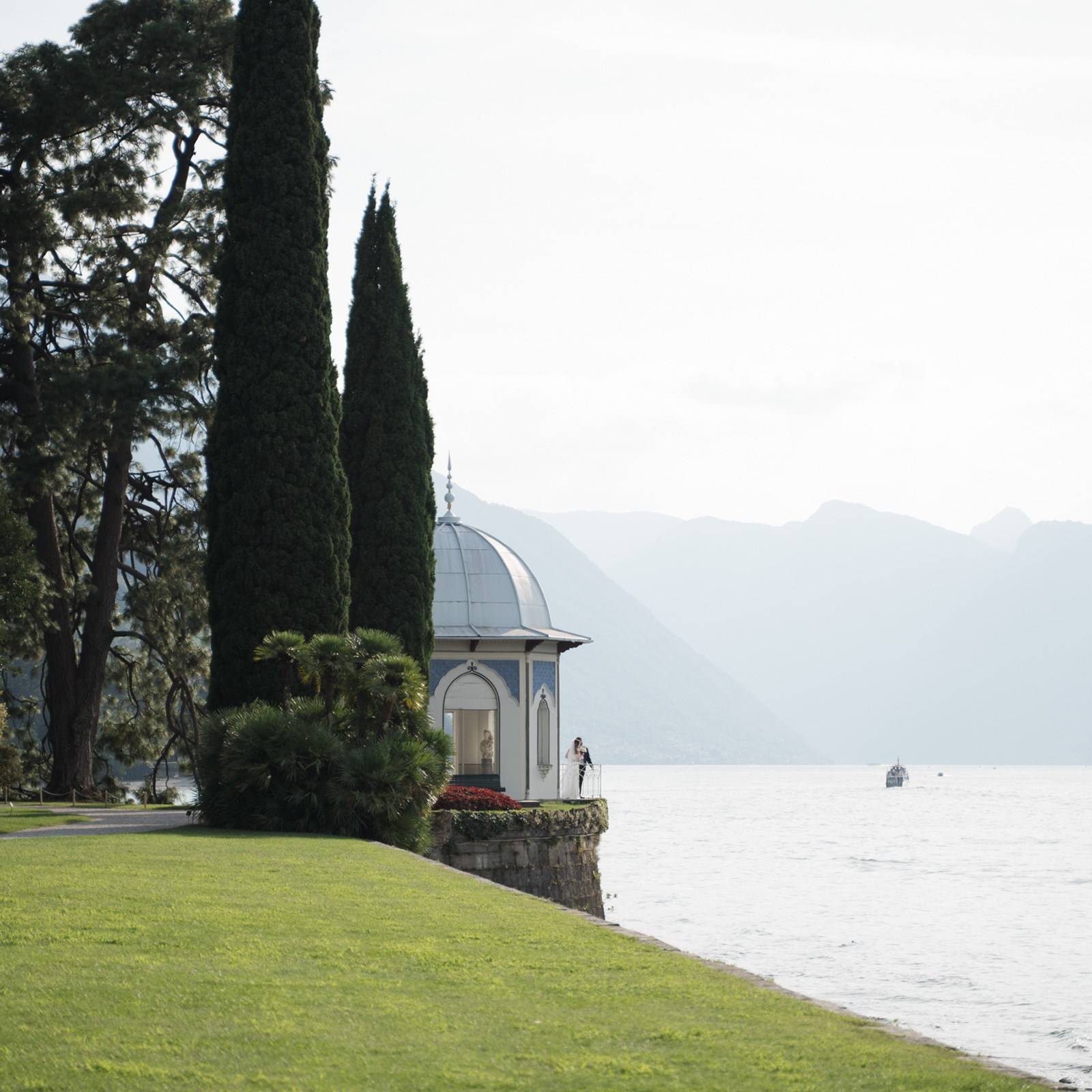 Wedding Photographer Lake Como Prices 2026. Lake Como Proposal Photographer