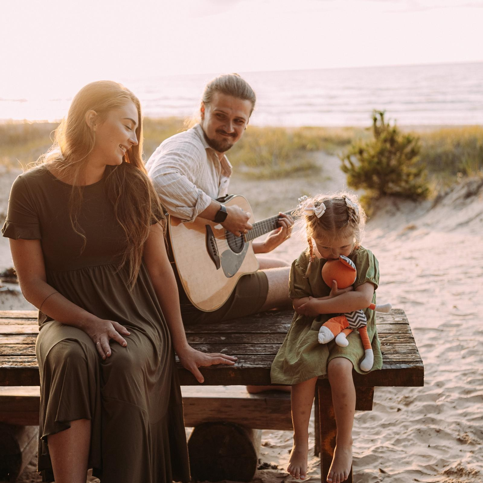 IETEIKUMI ĢIMENES FOTOSESIJAI