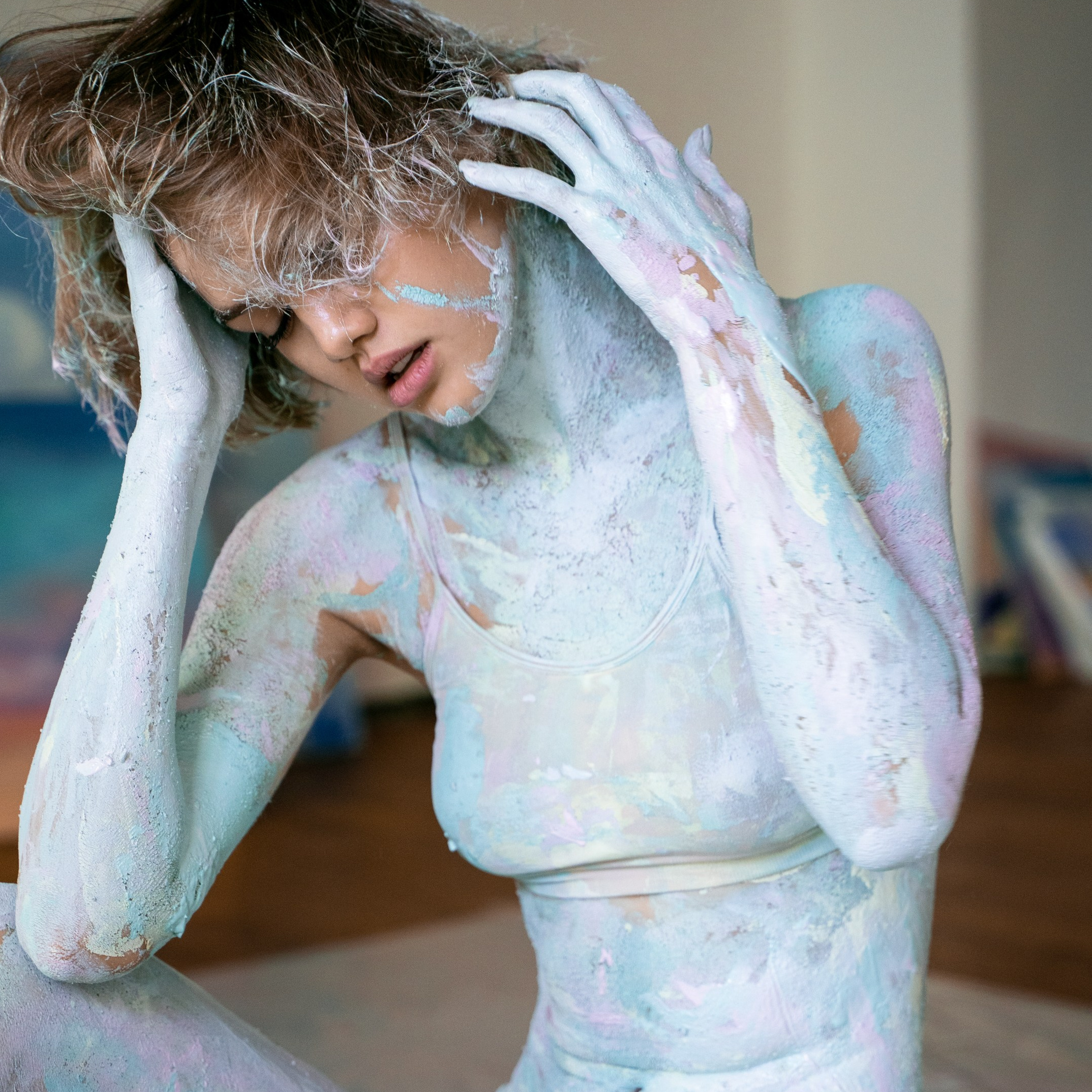 Портреты. Привет