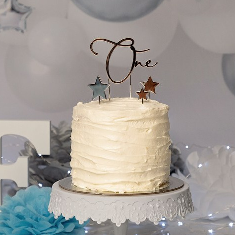 Cake smash session. Newborn and family photographer. Hills District. Sydney