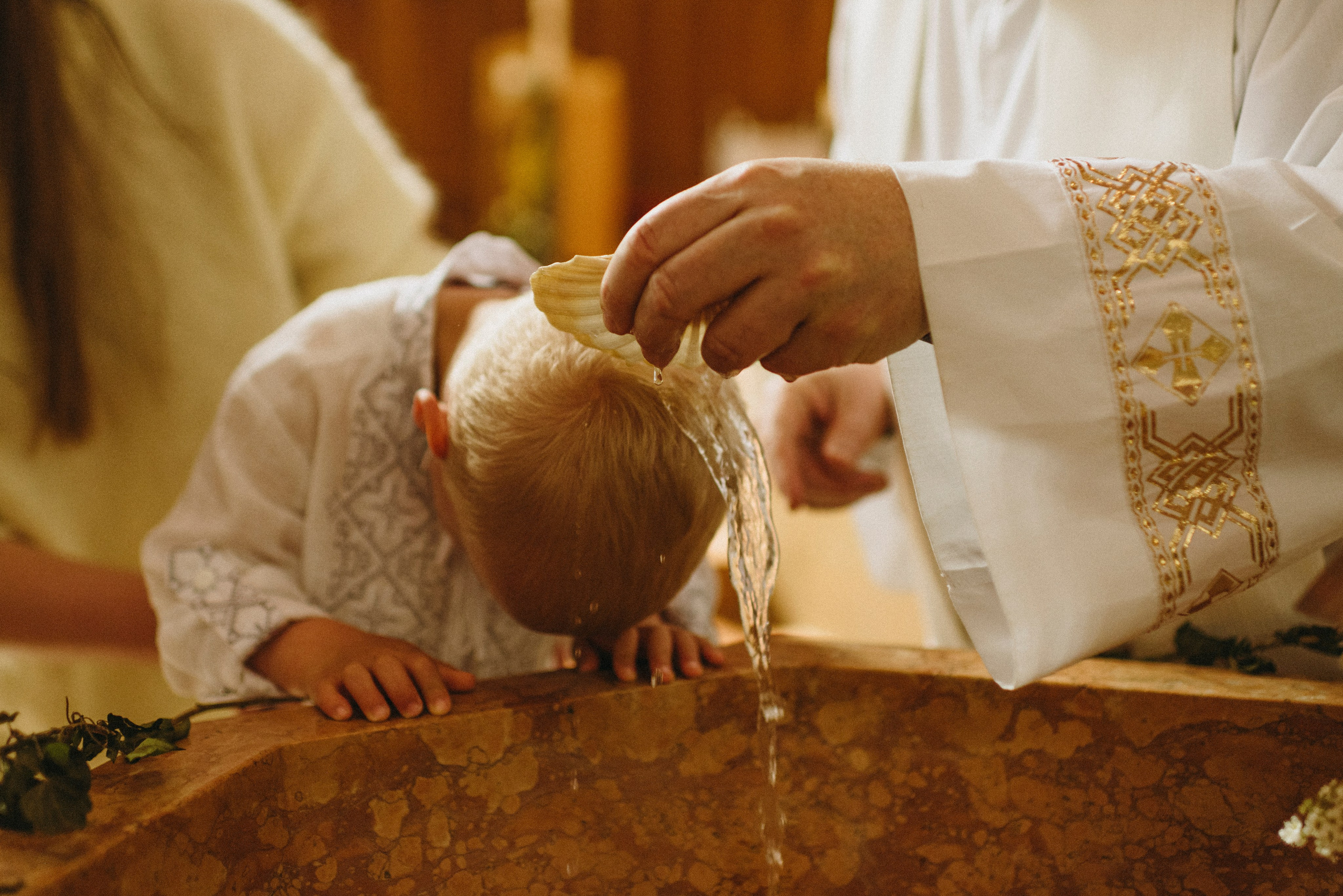 Portfolio. Polina Sobol — family & documentary photographer in Bern. Outdoor & urban photo sessions for families, kids and couples