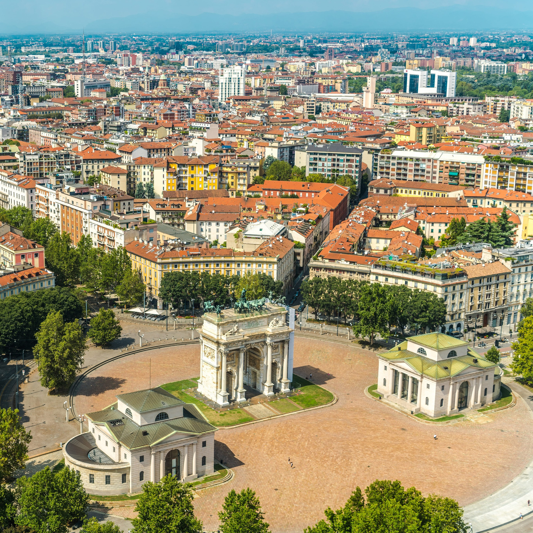 Milan. Lake Como Wedding Photographer | Elegant & Timeless Photography in Italy