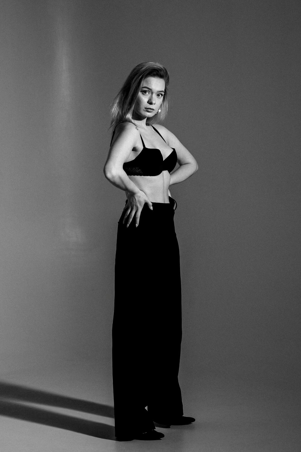 Dovanų kuponas fotosesijai: kaip išrinkti dovaną, kuri neliks stalčiuje. Portrait Photographer in Vilnius | Personal Photoshoots | Jevgenij Balezin