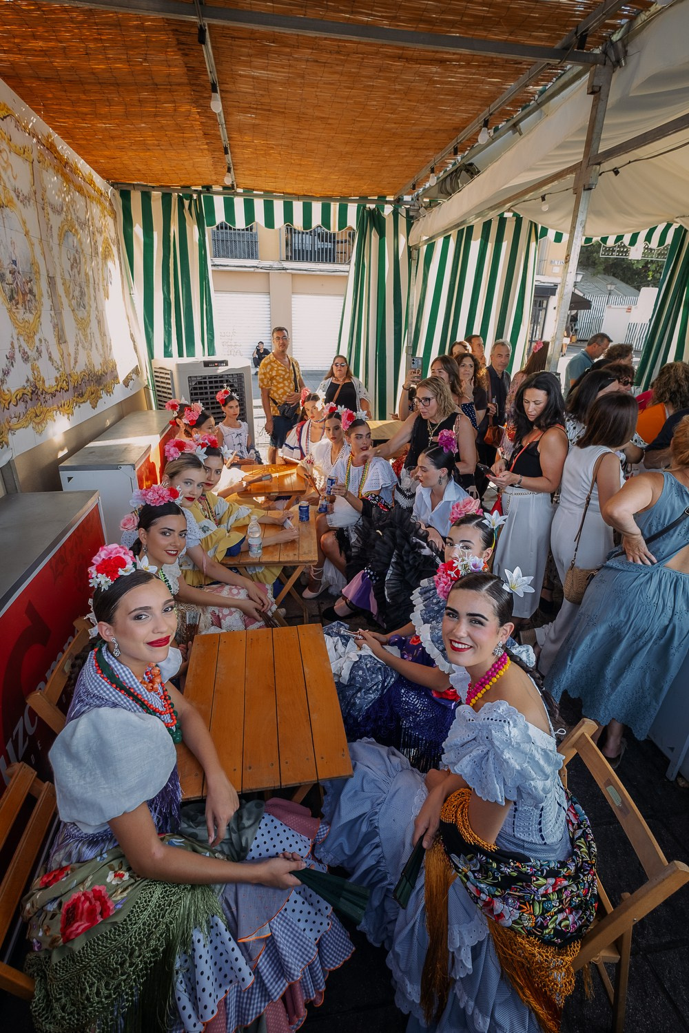 Flamencas al borde del Guadalquivir
