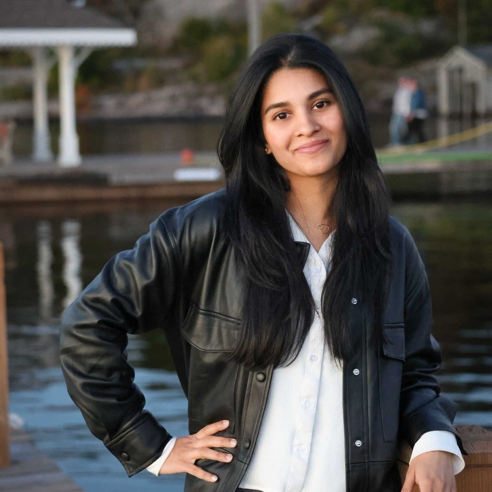 Contact. Navya Sispson | Portrait & Event Photography