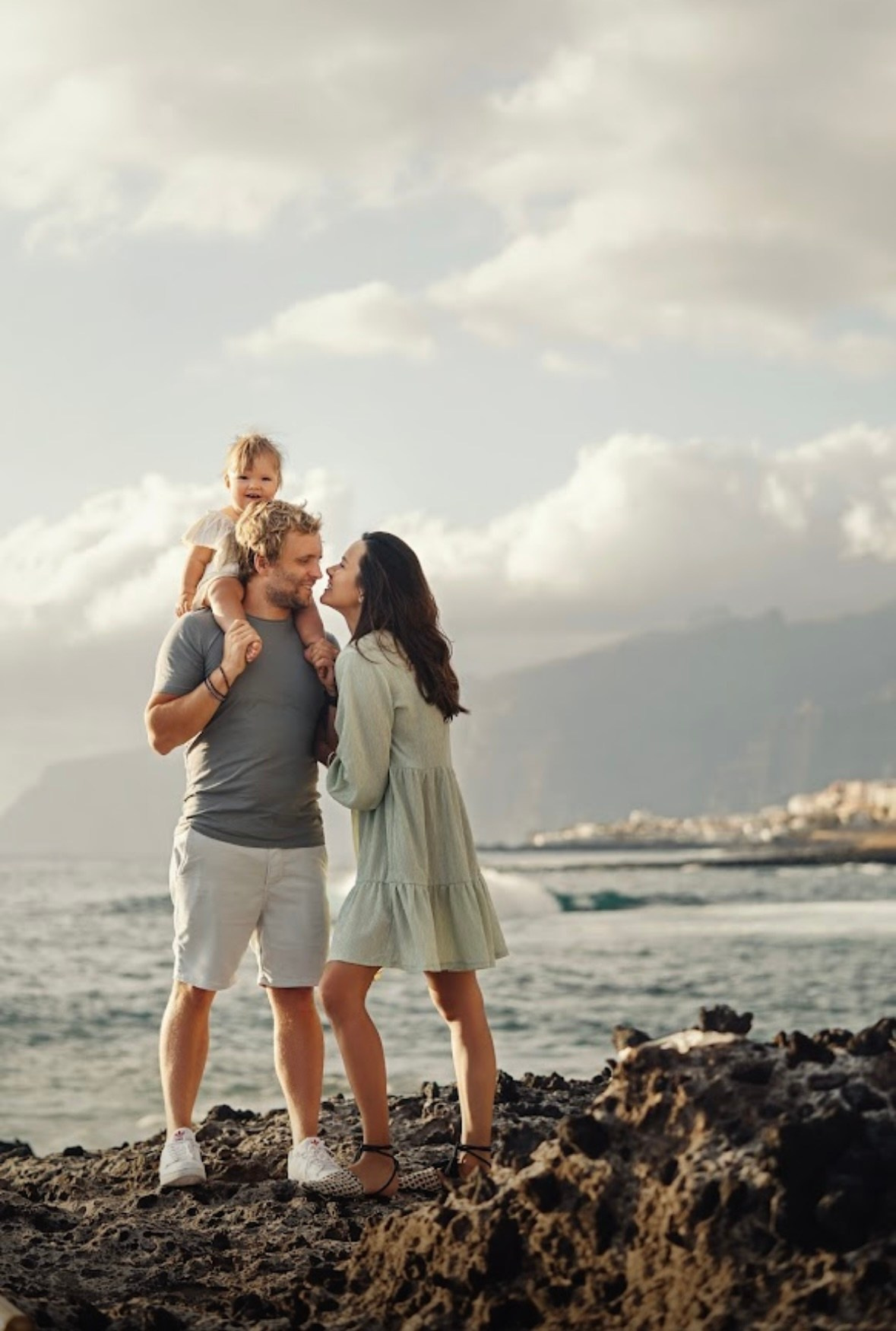 What to wear for a photoshoot in Tenerife | Professional photographer’s guide
