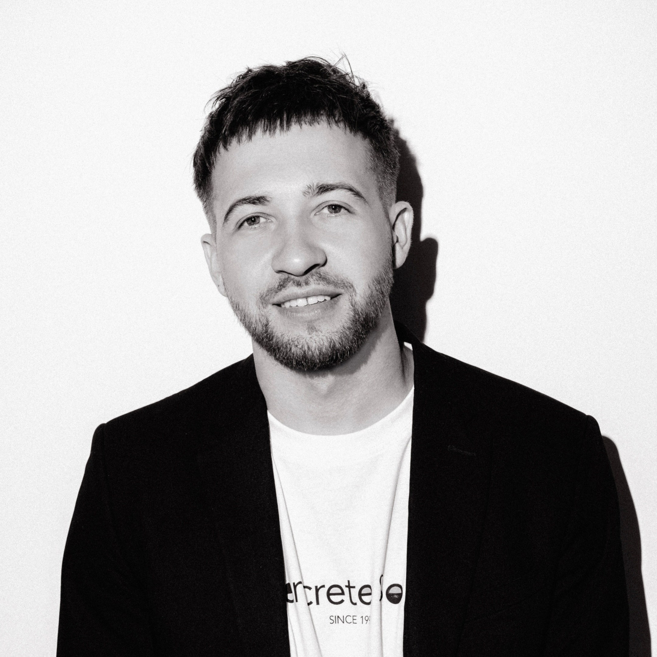 Why You Should Invest in a Luxury Wedding Photographer. Destination Wedding photographer Italy, France, Germany, Spain, Poland Oleg Zaicev