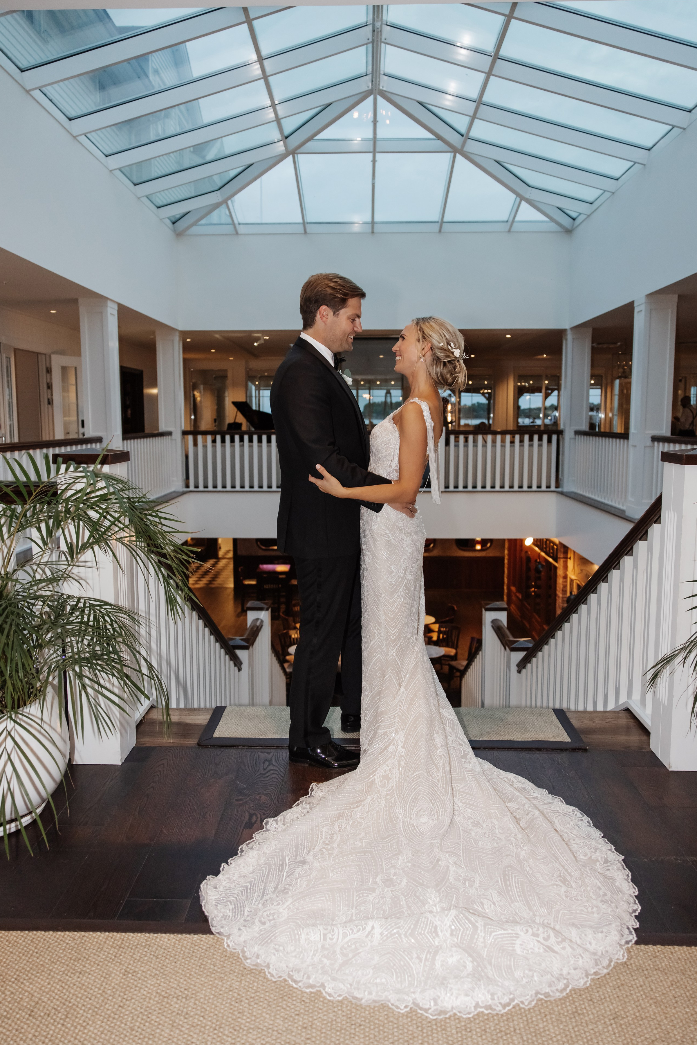 HOME / Dubai Wedding Photographer. HOME