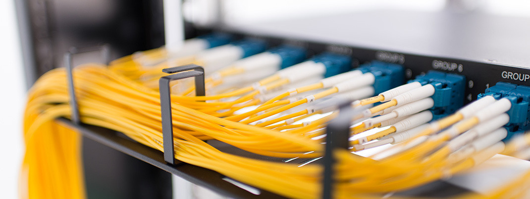 Contact. Kit Tech Solution - retele de fibra optica