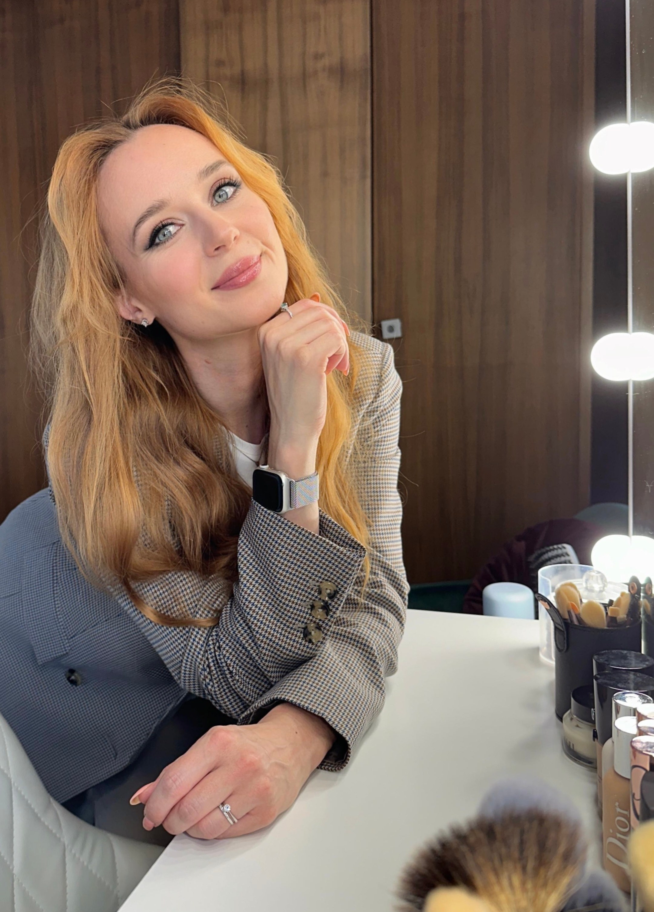 Мастер по макияжу и прическам в Швейцарии