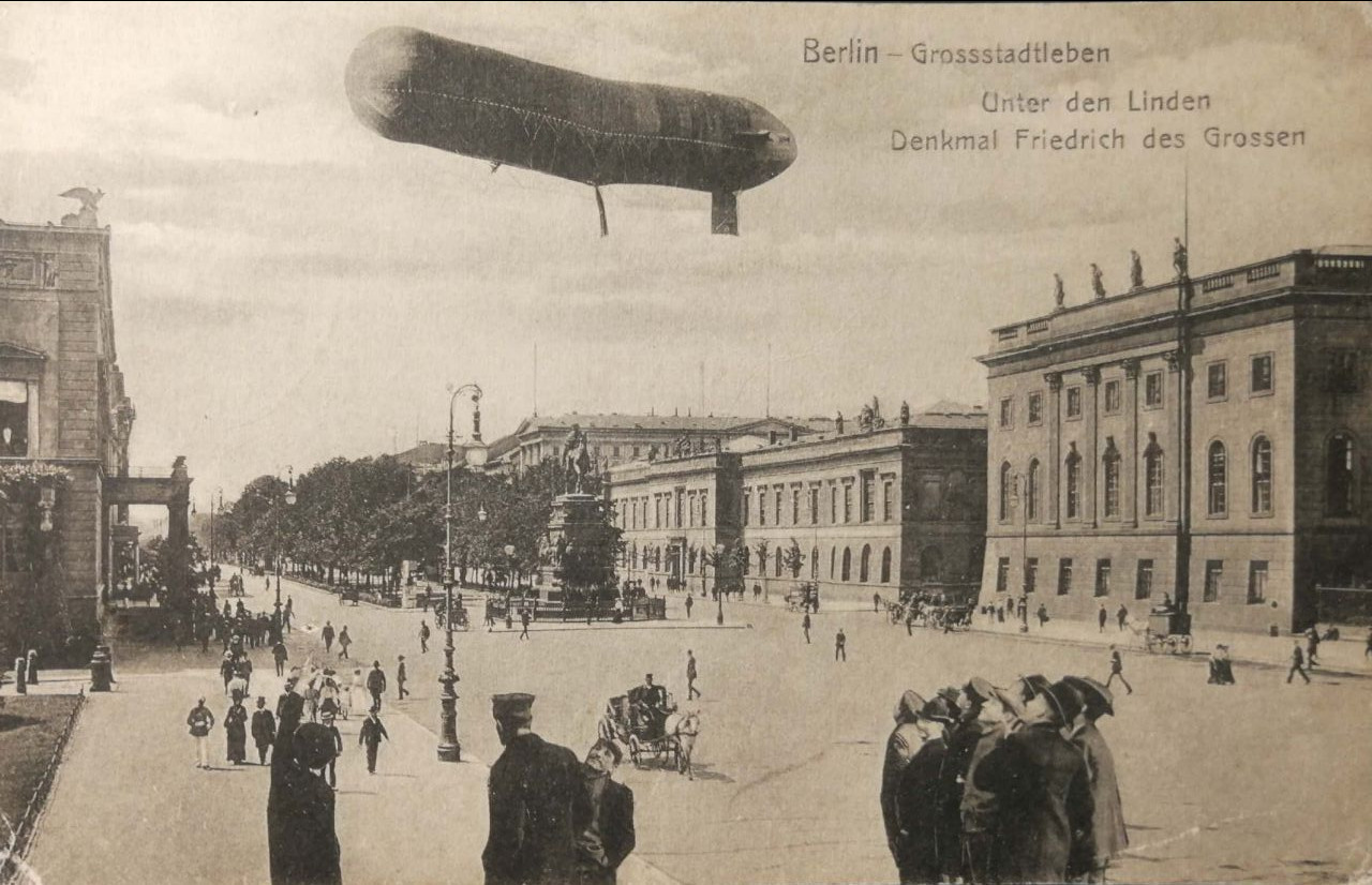 Старинная открытка: граф Цеппелин — вдохновитель дирижаблей. Фотограф, коллекционер винтажных открыток и создатель историй на пересечении прошлого и личного. Ирина Дайнакова