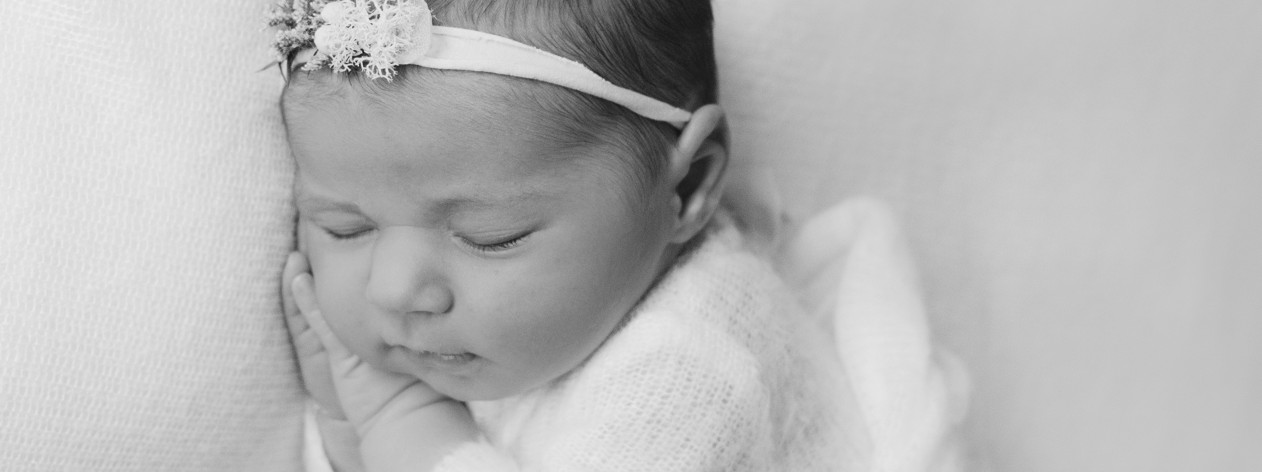 Maternity Newborn and Family photographer Hamburg Claire Hambley