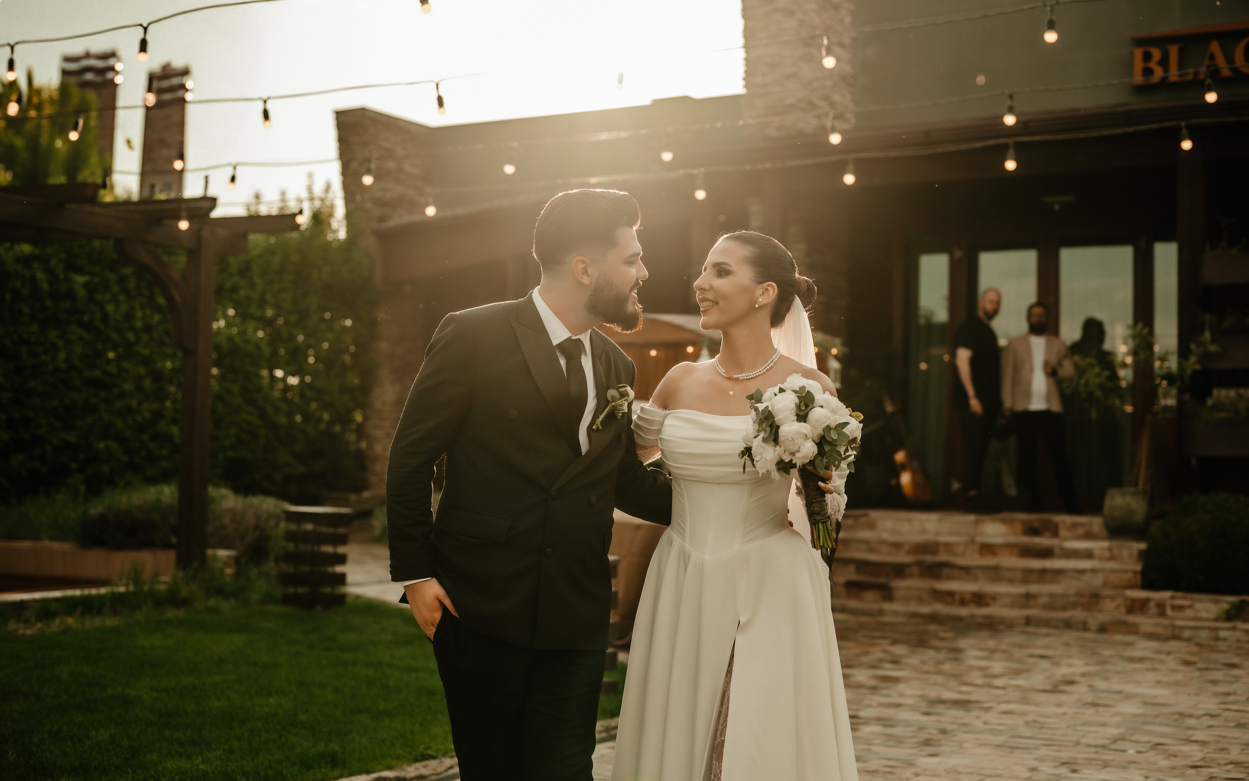 Wedding & Family Photographer