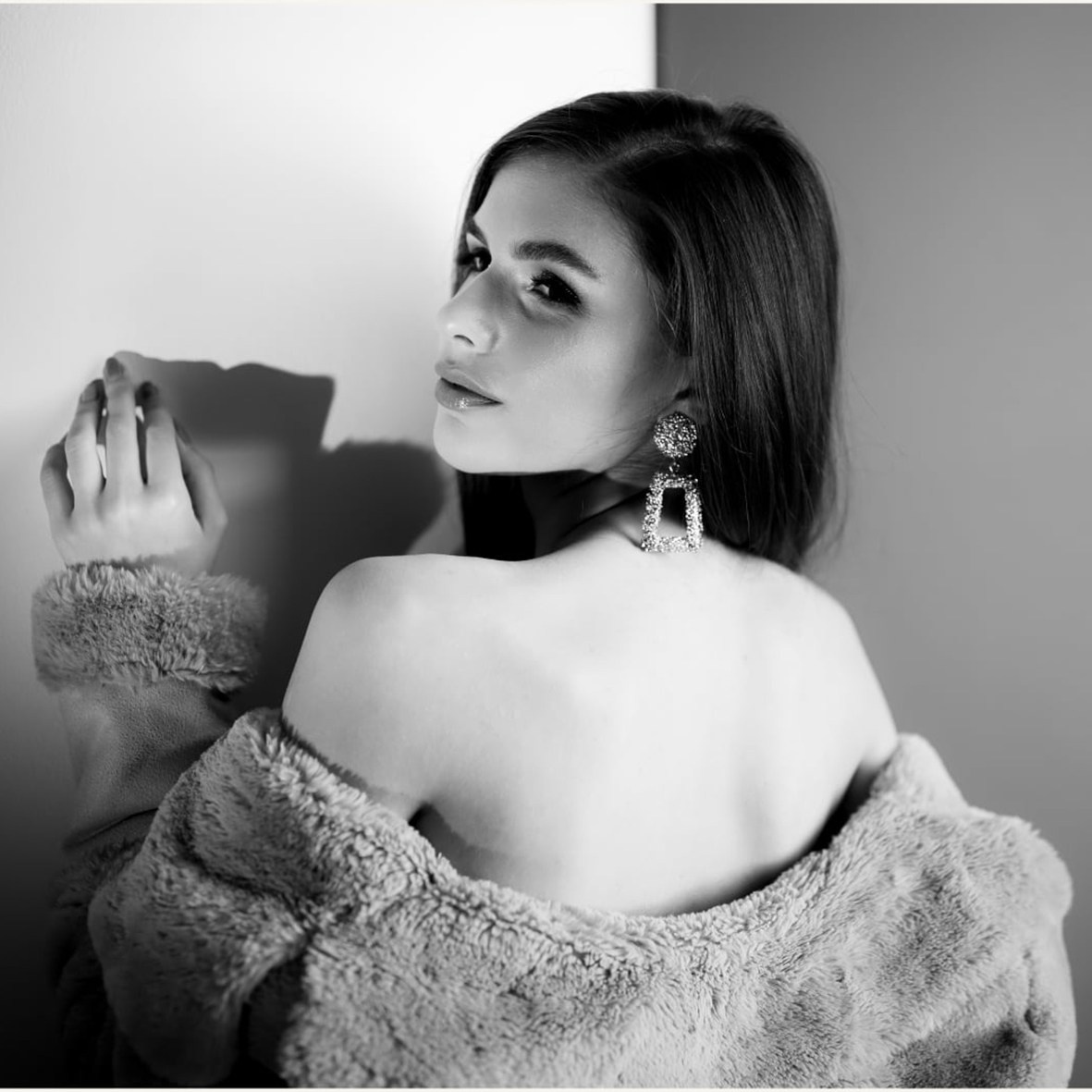 Pachete de&nbsp;servicii foto-video nunta Botoșani- Prețuri-servicii-foto-video-Alin-Chirilă- Pachete-foto-video-profesionale-pentru-nunți-și-botezuri- Servicii-foto-video-accesibile-pentru-evenimente-speciale- Fotografie-și-video-pentru-nunți-botezuri-și-evenimente-Botoșani-. Servicii-foto-video-de-calitate-pentru-toate-ocaziile-Pachete-foto-video-personalizate-pentru-nunți-botezuri-și-evenimente-. Alin-Chirilă-fotograf-și-videograf-profesional-în-Botoșani- Prețuri-accesibile-pentru-servicii-foto-video-de-calitate-. Servicii-foto-video-pentru-evenimente-în-Iași-Suceava-Botoșani-. Fotografie-profesională-pentru-nunți-și-evenimente-la-prețuri-corecte-Pachete-foto-video-pentru-evenimente-speciale-Botoșani-și-Iași- Fotografie-și-videografie-pentru-nunți-și-botezuri-la-prețuri-competitive