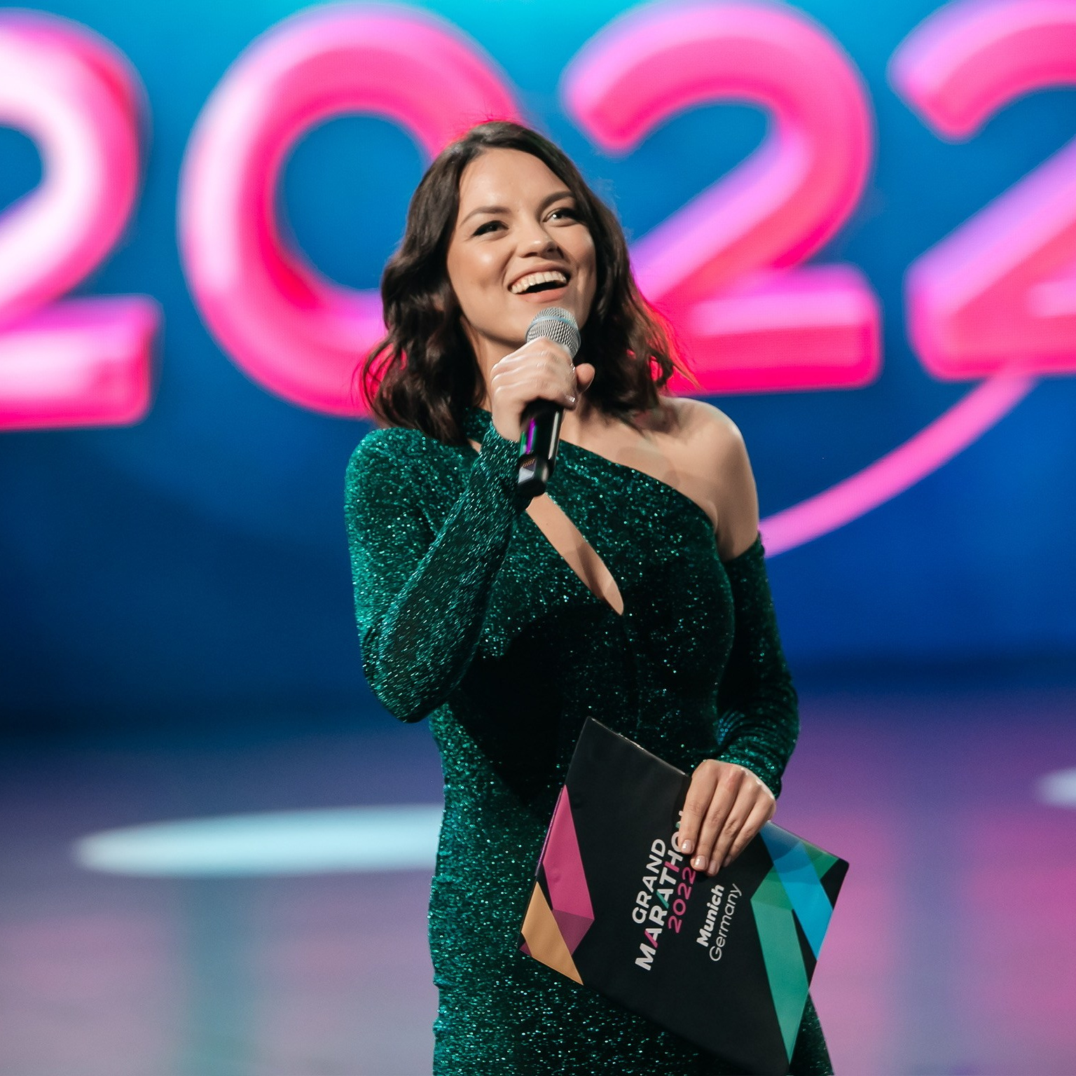 Ведущая Москва Елена Чайка