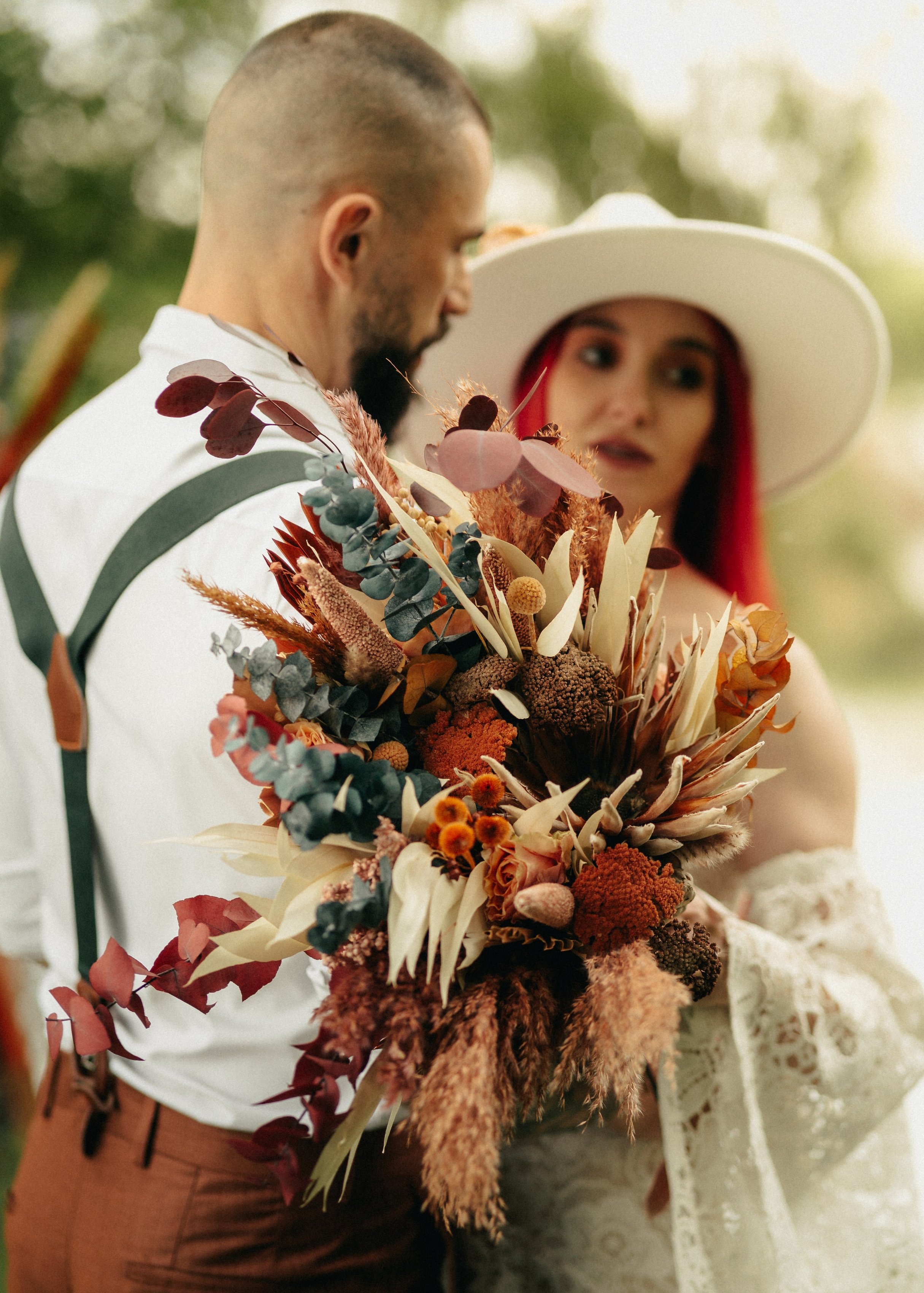 Pachete. STORYCATCHERS