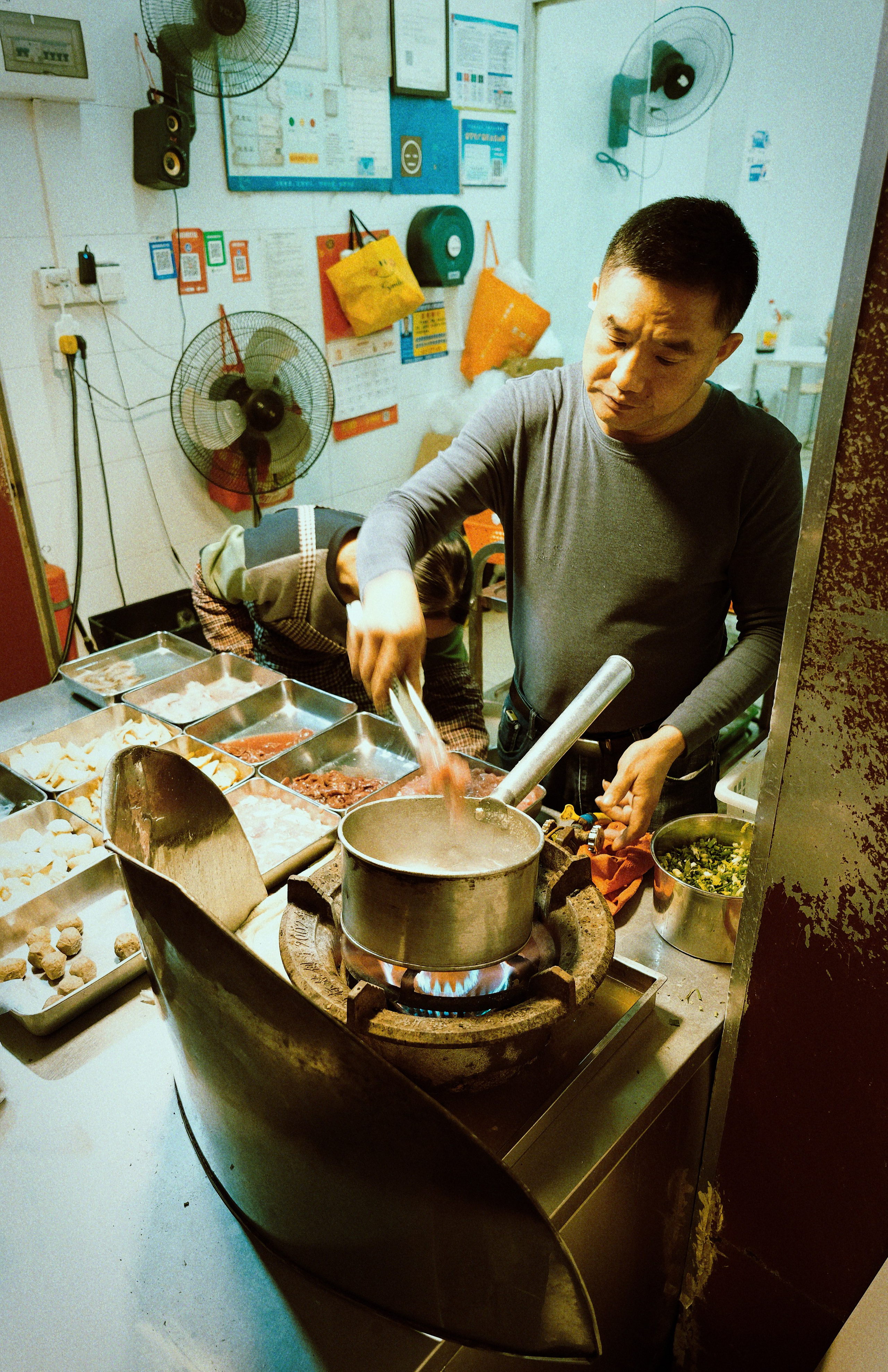 Candid Street Photography in Guangzhou | China 🇨🇳. 中国街头摄影 | The Streets of China Through My Eyes | 深圳