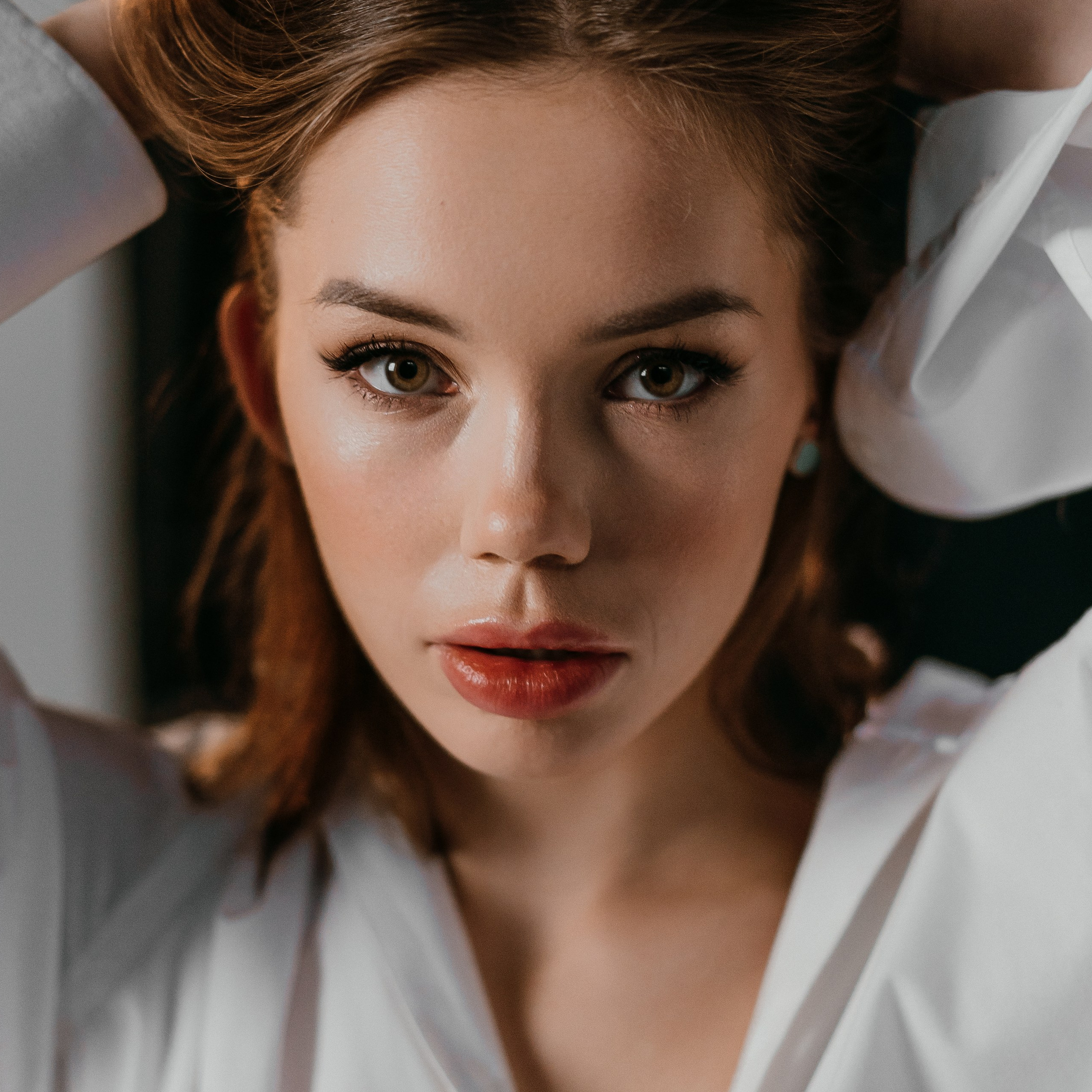 Engager une maquilleuse pour le tournage. Photographe Suisse Tatiana Tati