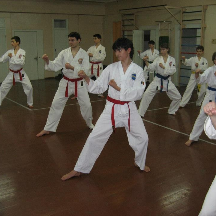 About me Sokolove Alex. Photographer in Santorini SokoLOVE Alex| Flying Dress Santorini