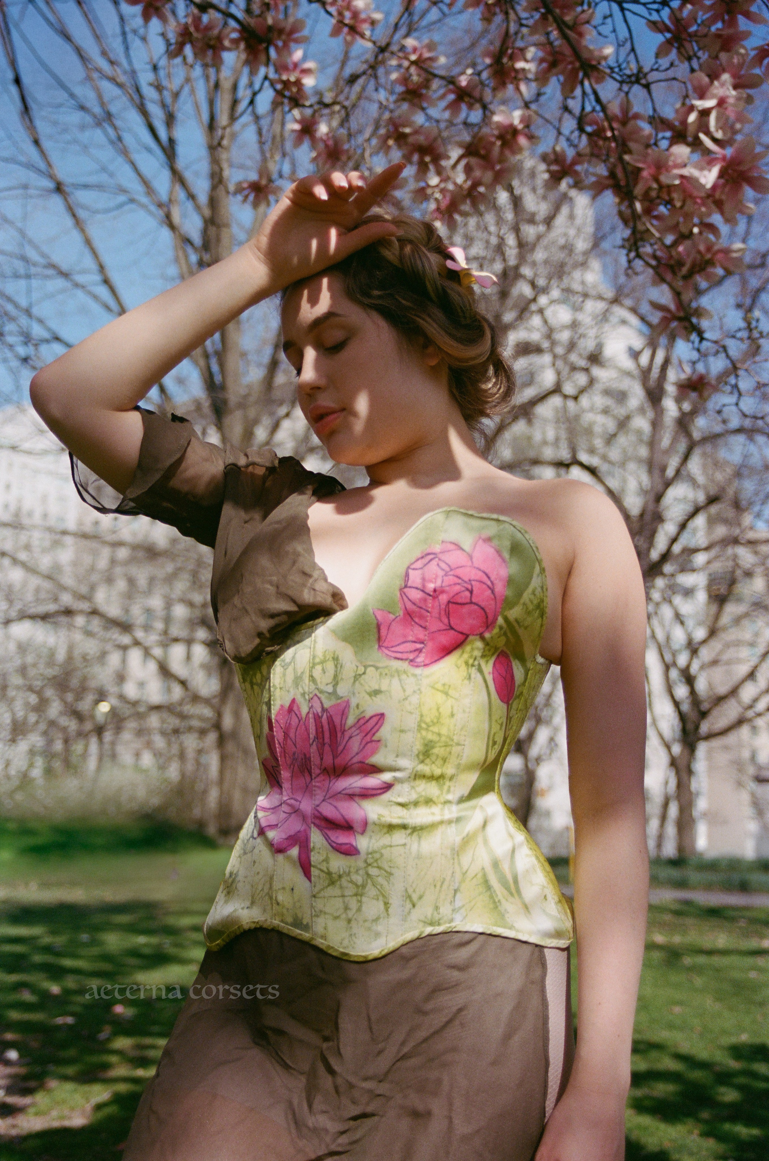 Aeterna corsets. Home