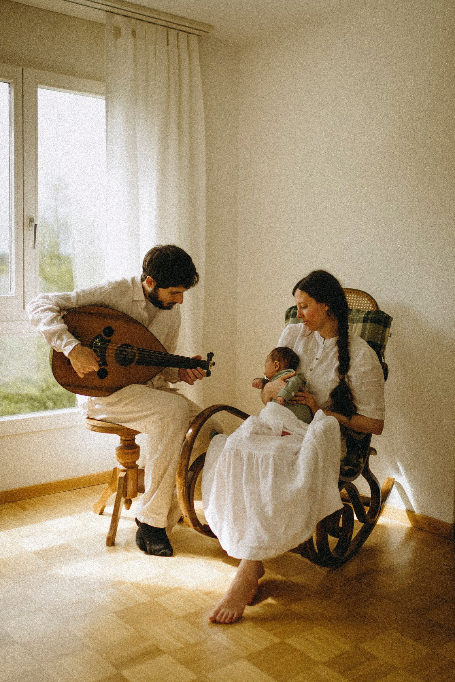 Pricing. Polina Sobol — family & documentary photographer in Bern. Outdoor & urban photo sessions for families, kids and couples