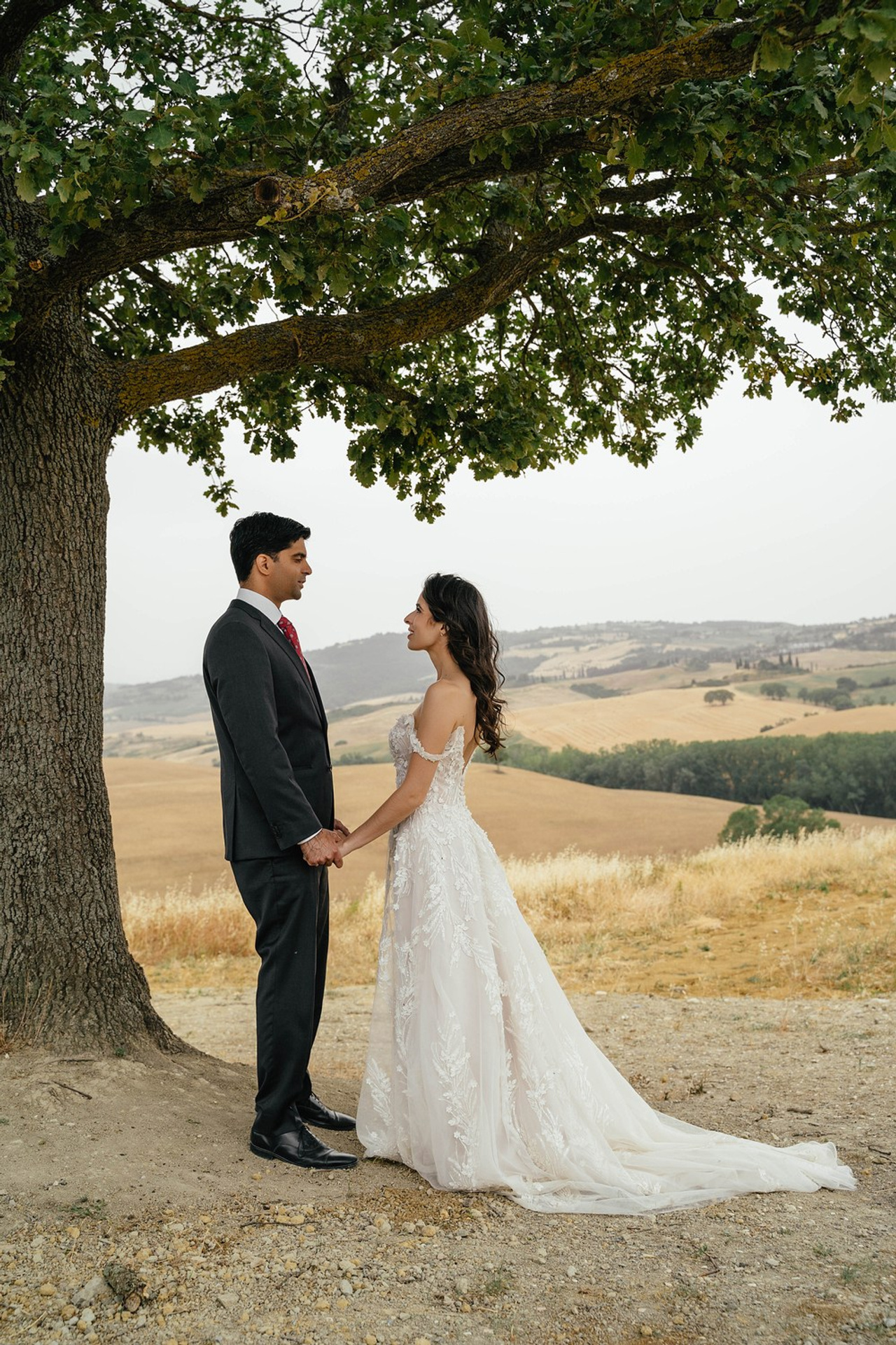 Wedding photoshoot in Tuscany