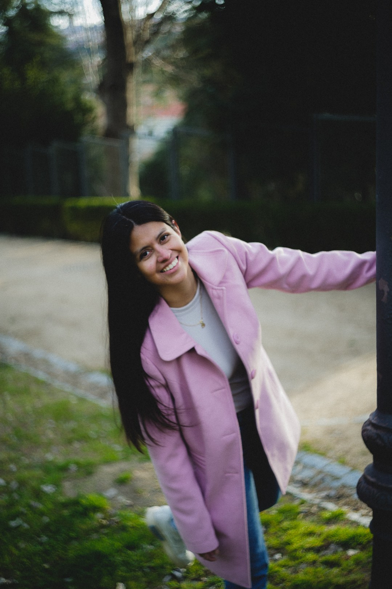 Retratos en primavera en Gran Vía en Madrid. Carlos Medina Fotógrafo de retratos ubicado en Madrid, España