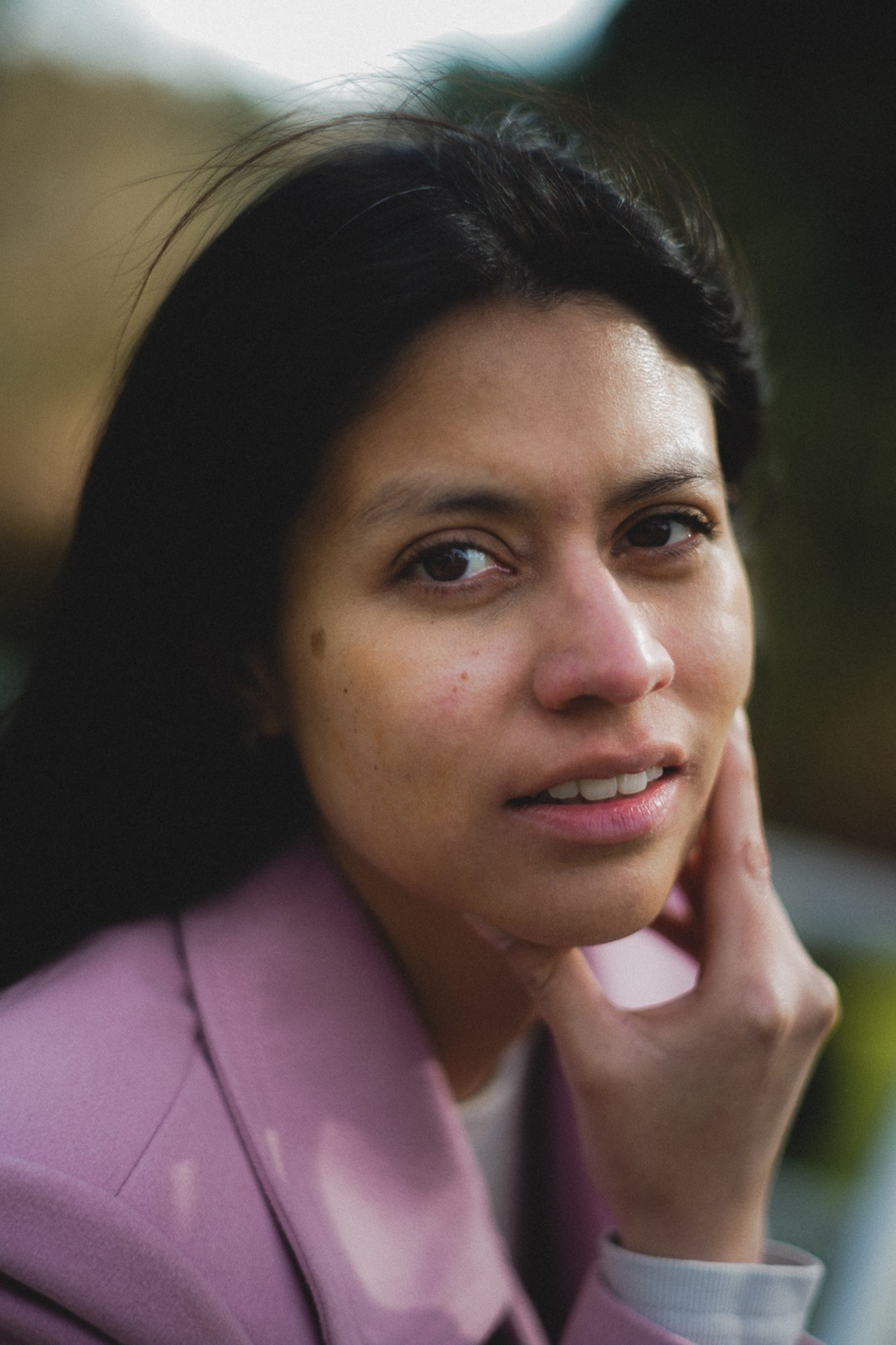 Retratos en primavera en Gran Vía en Madrid. Carlos Medina Fotógrafo de retratos ubicado en Madrid, España