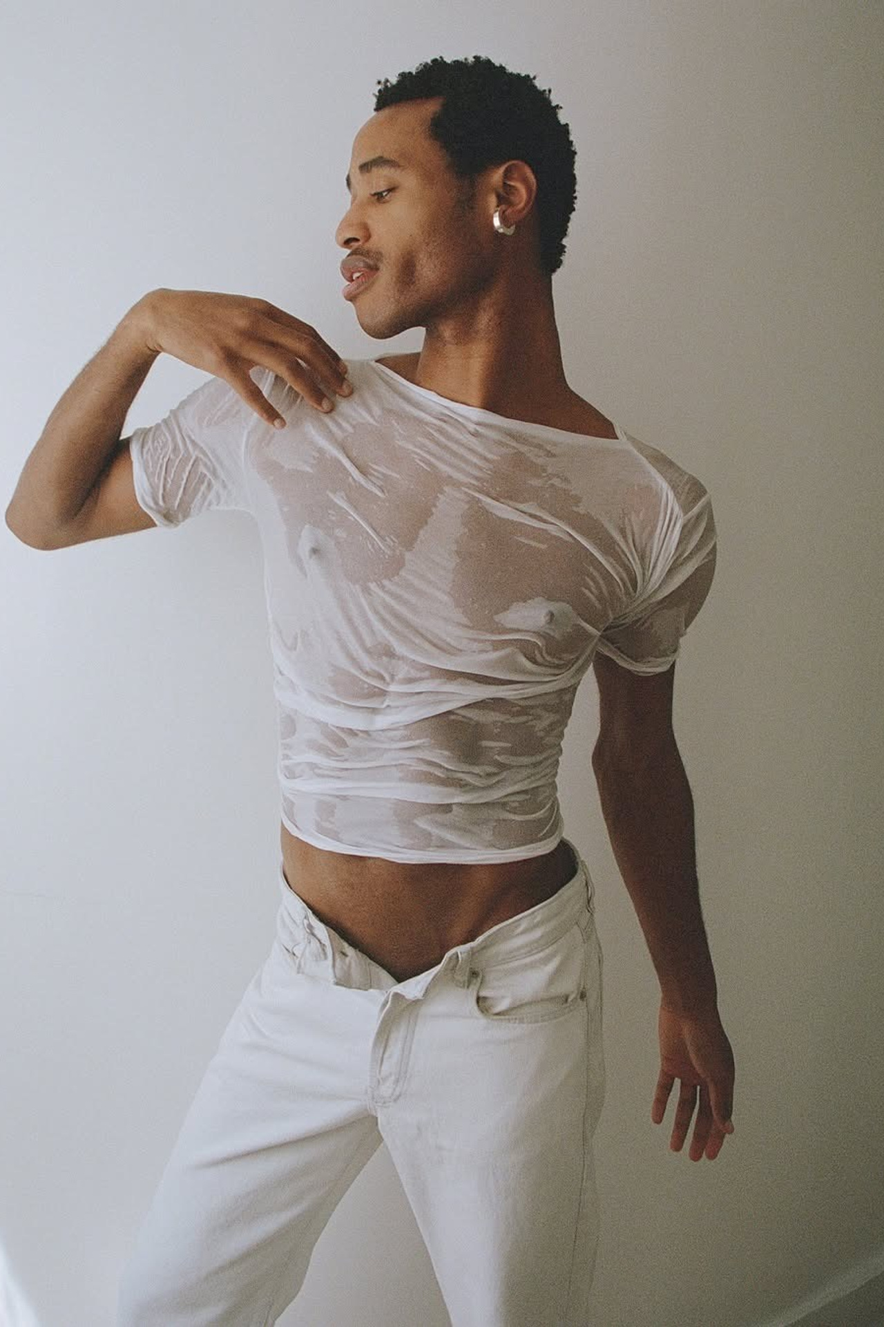 Vladislav Valentine — Fashion Stylist, Creative Director & Photographer