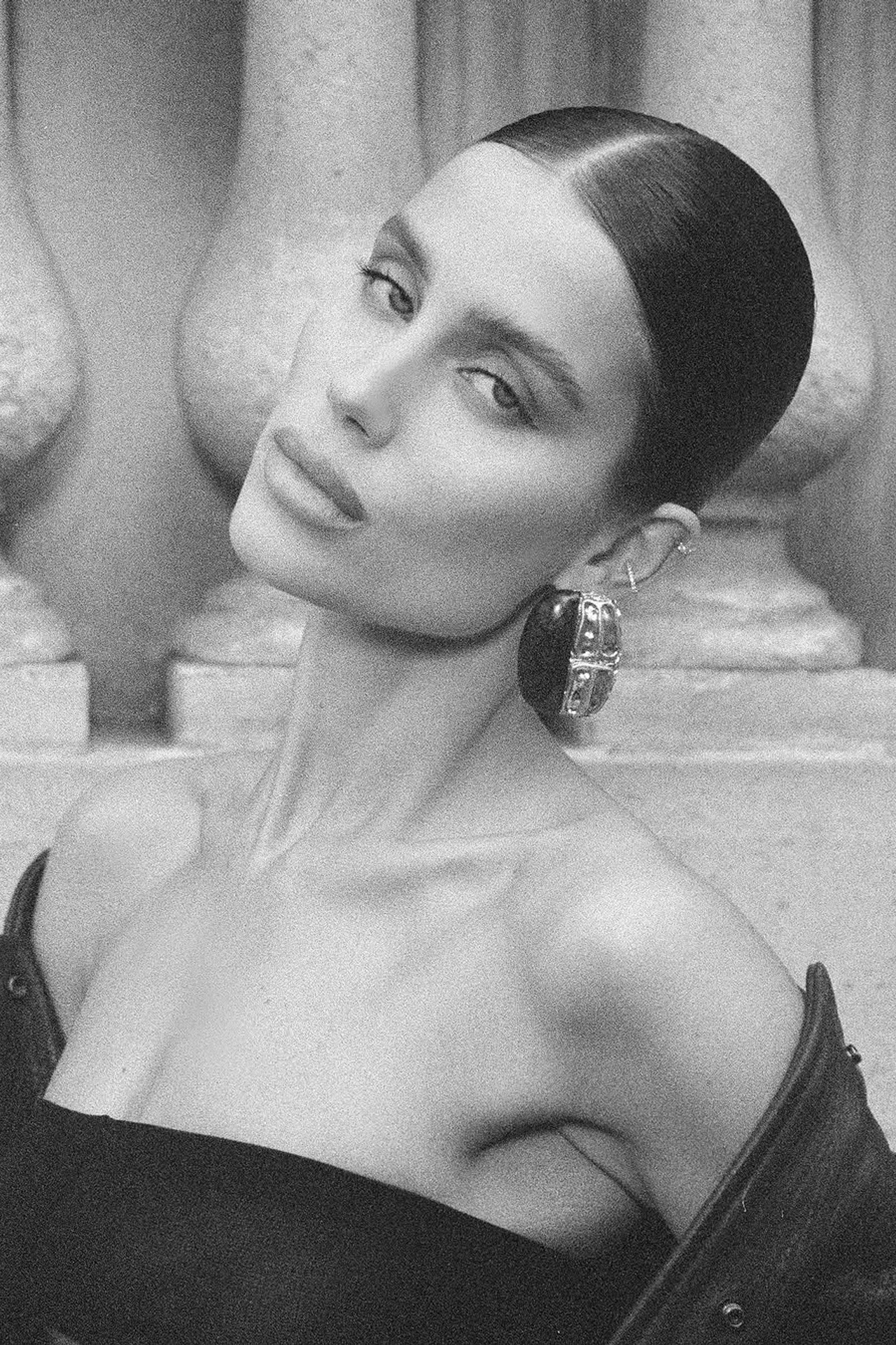 Vladislav Valentine — Fashion Stylist, Creative Director & Photographer