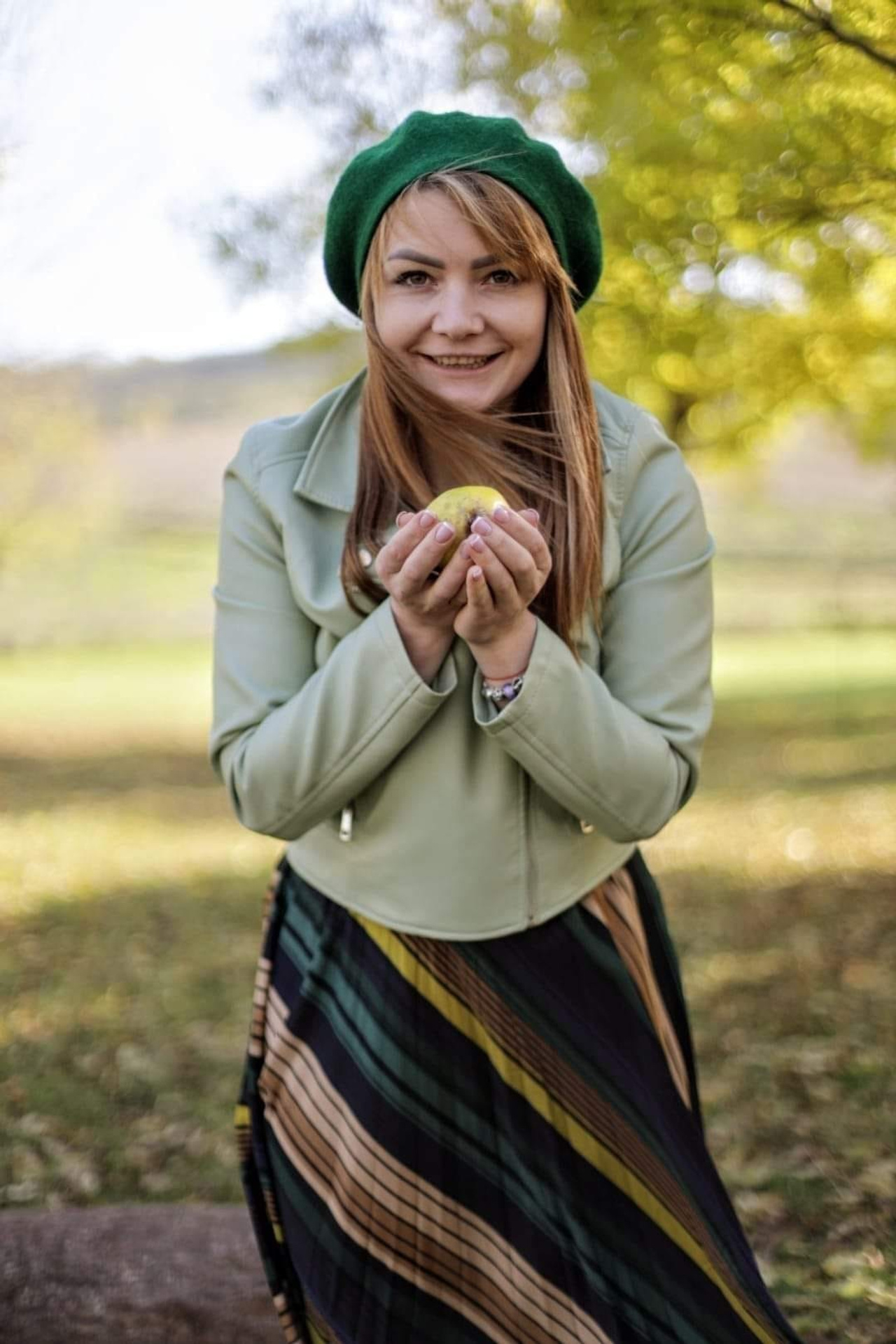 Alika Dia- Fotograf în Republica Moldova, Strășeni