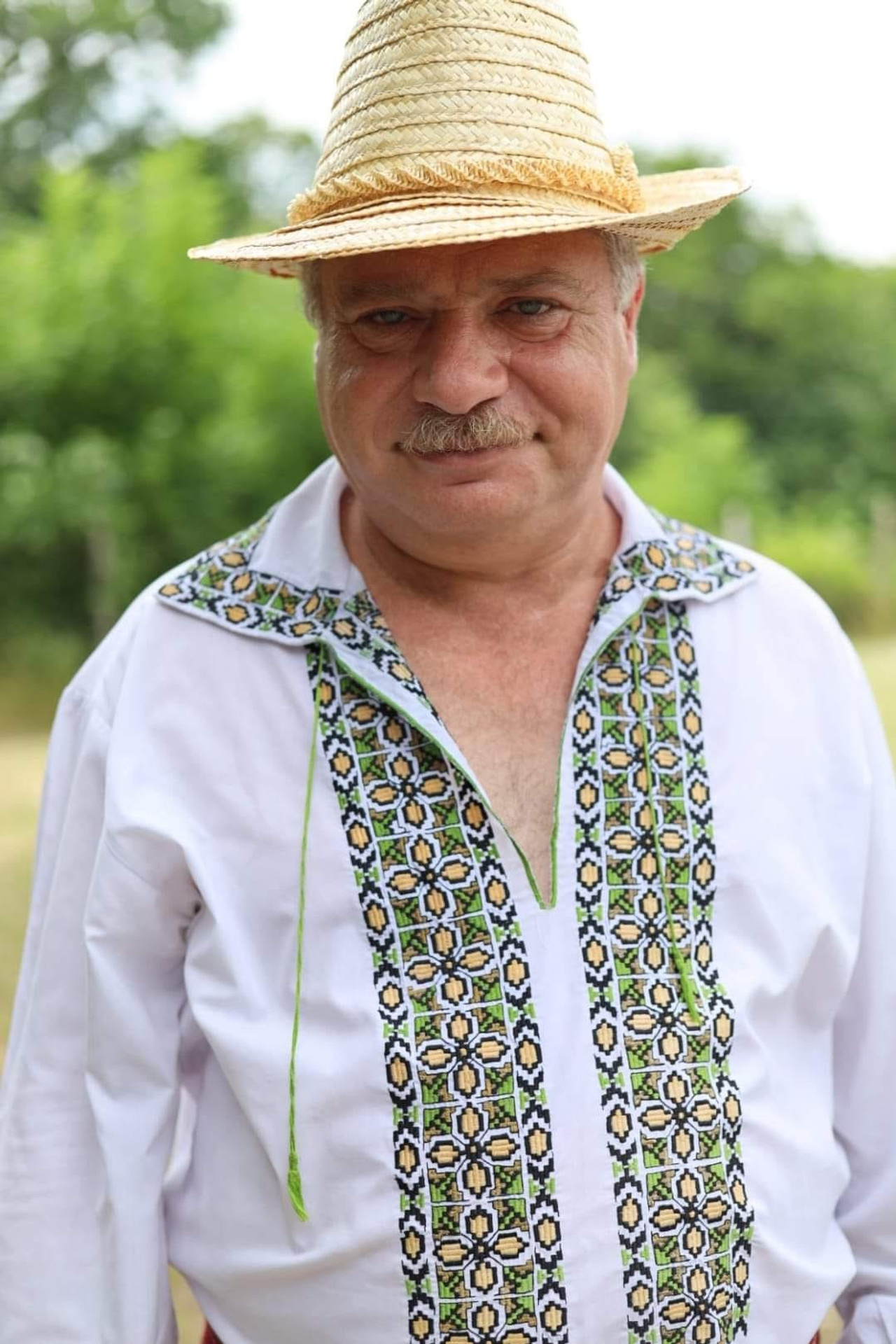 Alika Dia- Fotograf în Republica Moldova, Strășeni