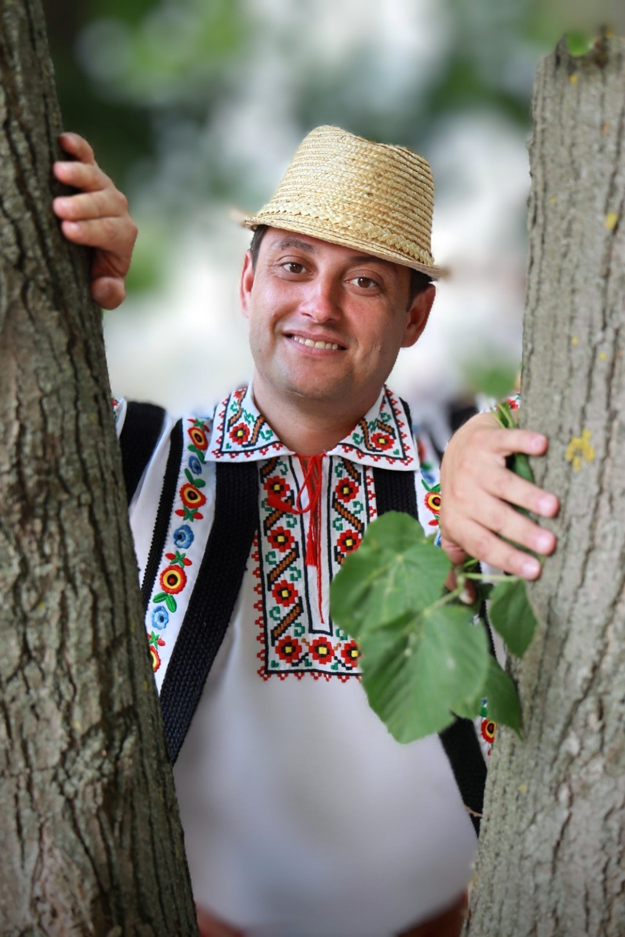Alika Dia- Fotograf în Republica Moldova, Strășeni