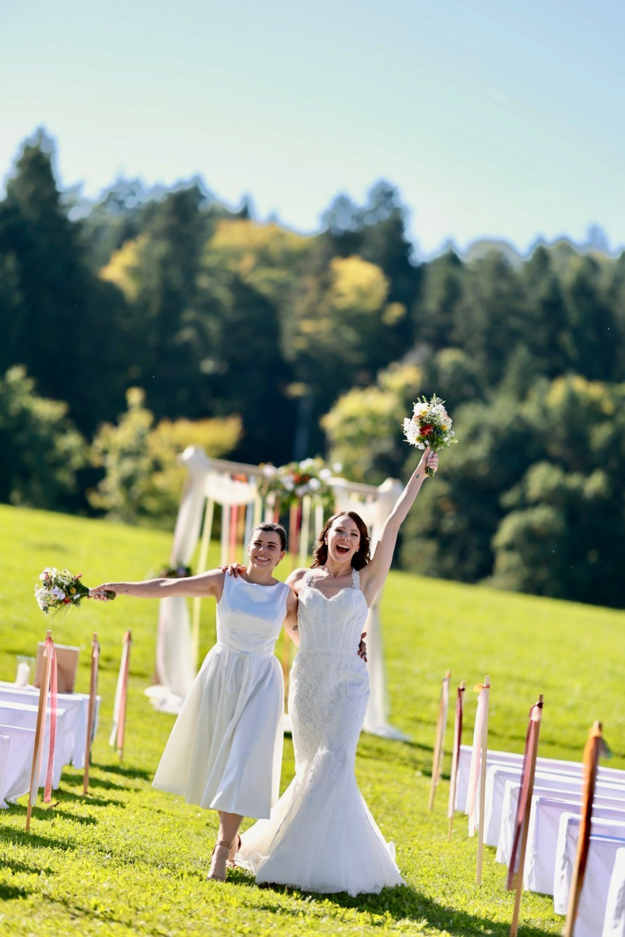 REVIEWS. Hochzeits- und Reportagefotograf für München, Regensburg, Deutschland RED LINE Media