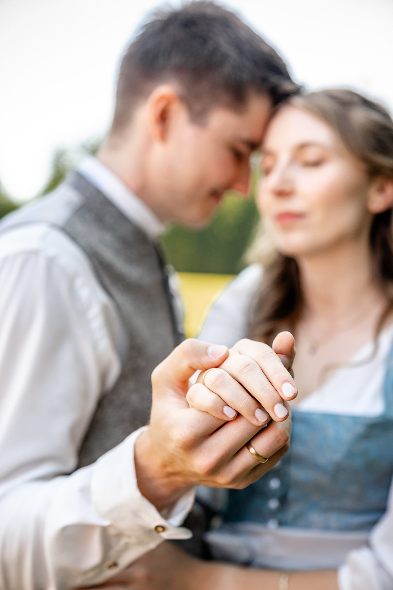 REVIEWS. Hochzeits- und Reportagefotograf für München, Regensburg, Deutschland RED LINE Media